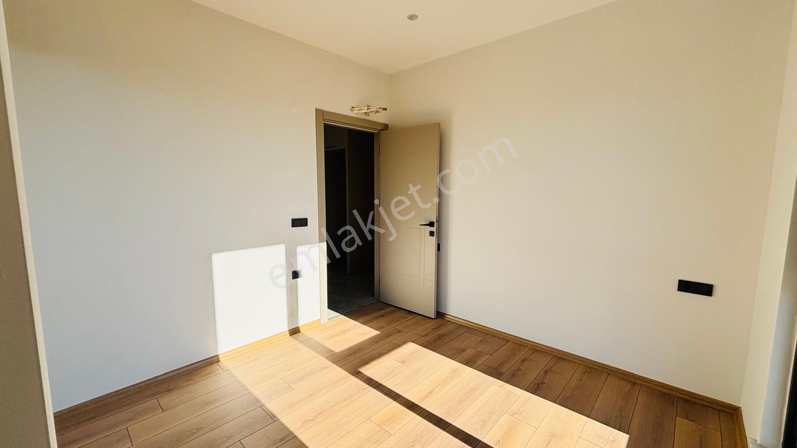 Alanya Oba Mahallesinde Satılık 2+1 Amerikan Mutfak Daire