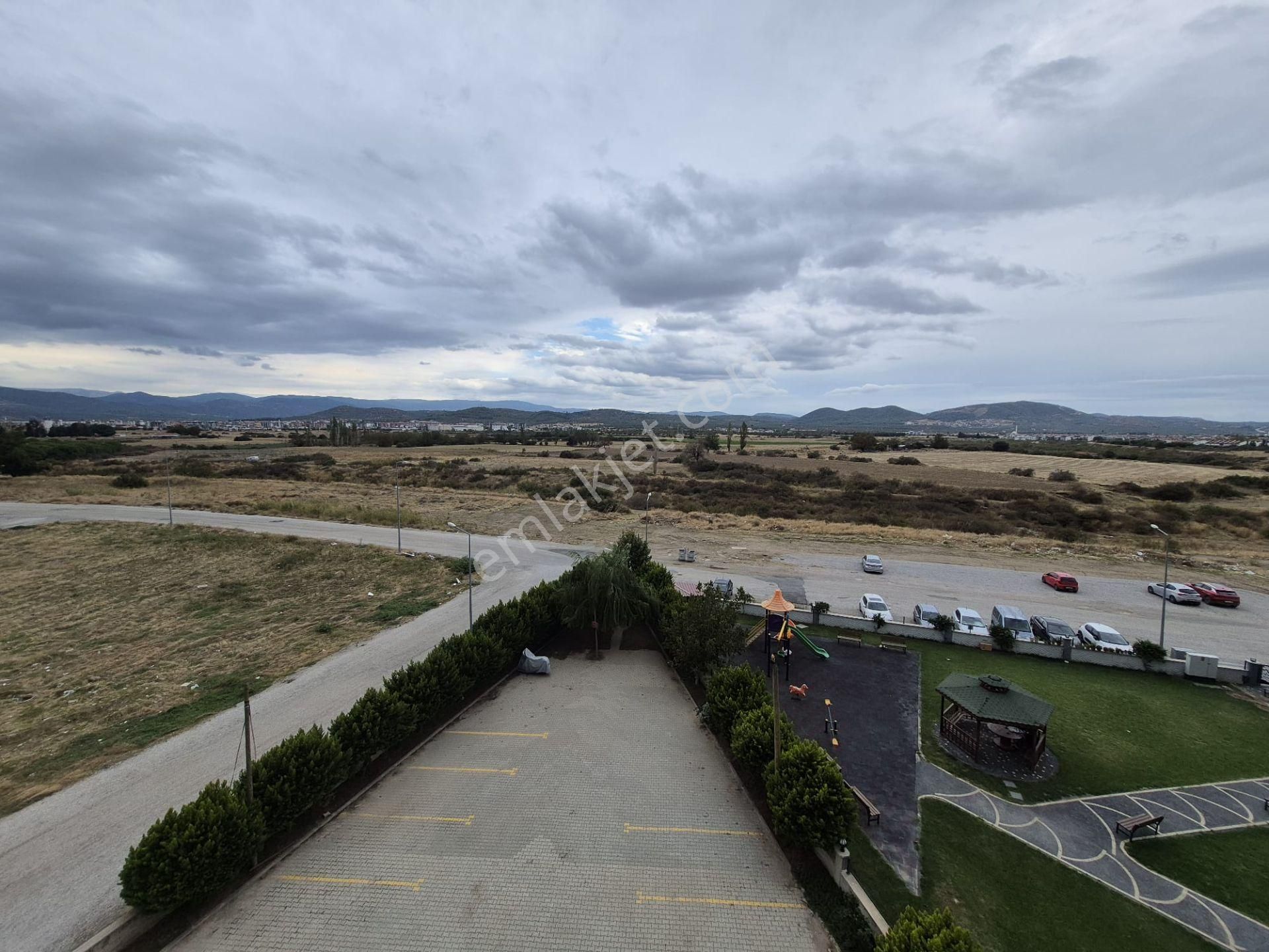 Rumeli World'den Ören Yolunda Kiralık 3+1 Daire - Görsel 5