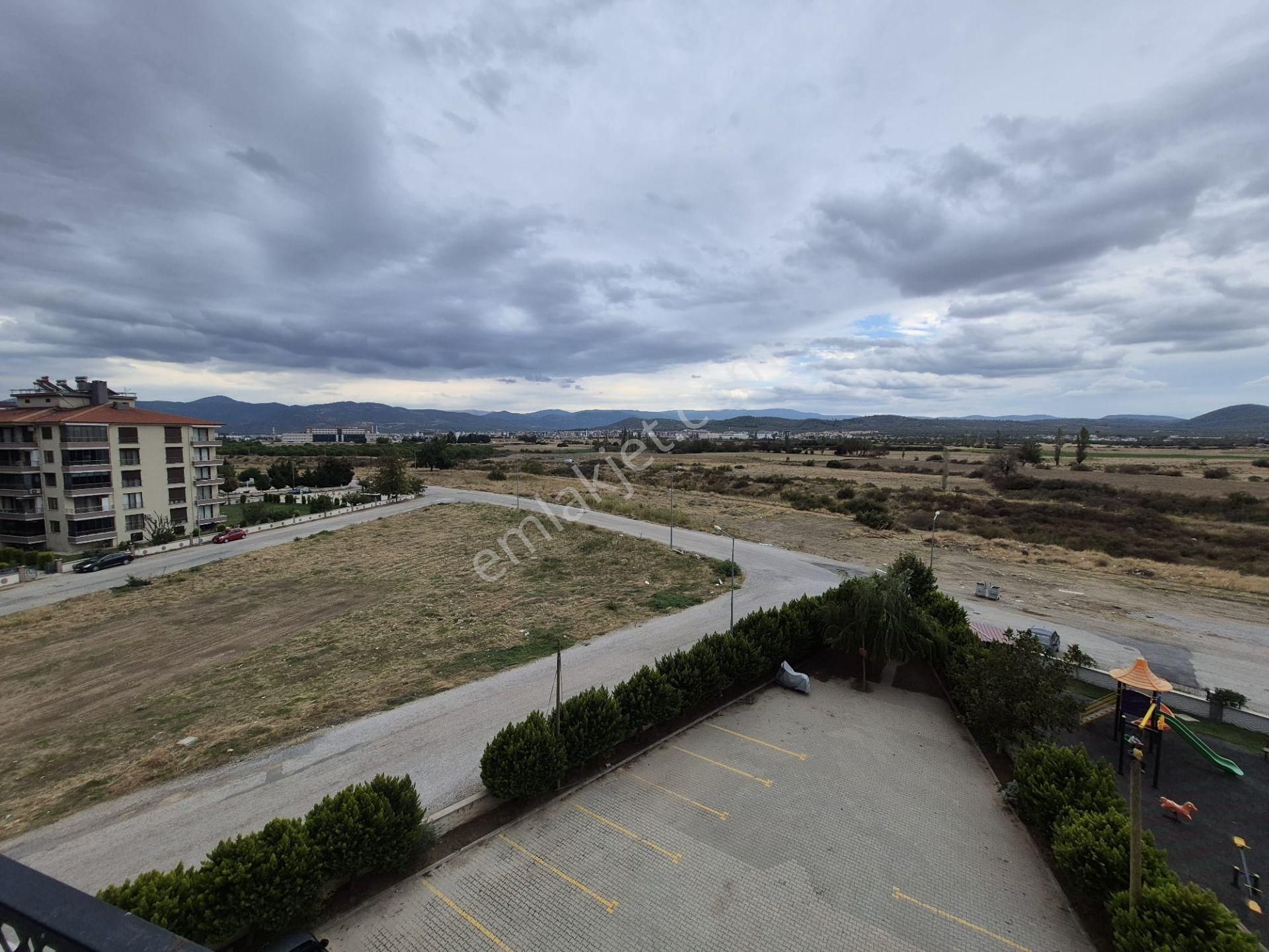 Rumeli World'den Ören Yolunda Kiralık 3+1 Daire - Görsel 6