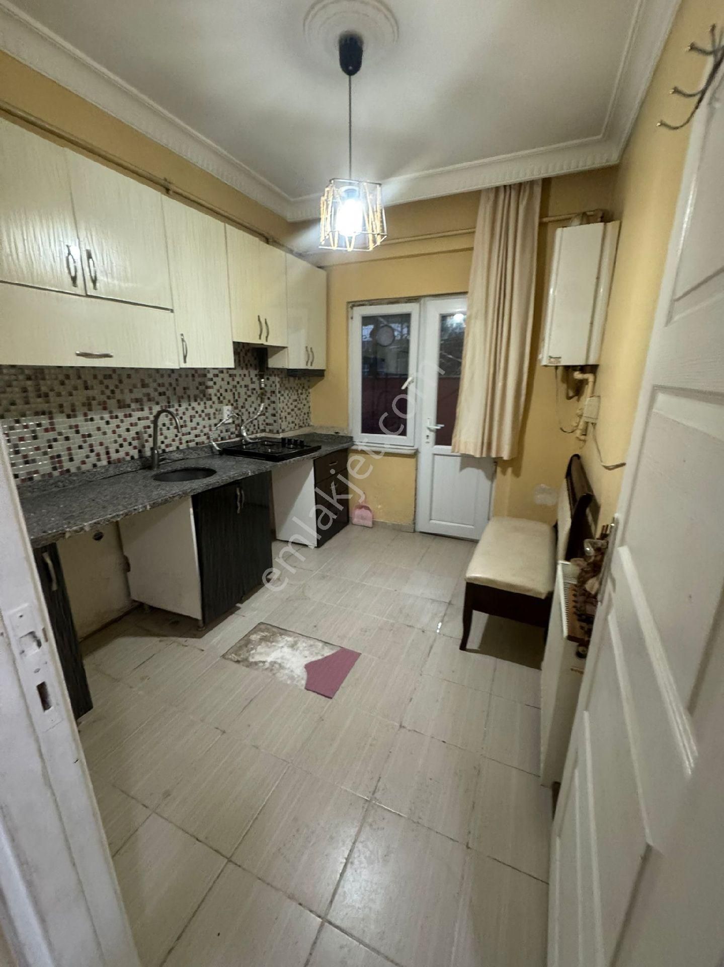 Kısmi Eşyalı Kiralık Daire Okul Cadde - Görsel 10