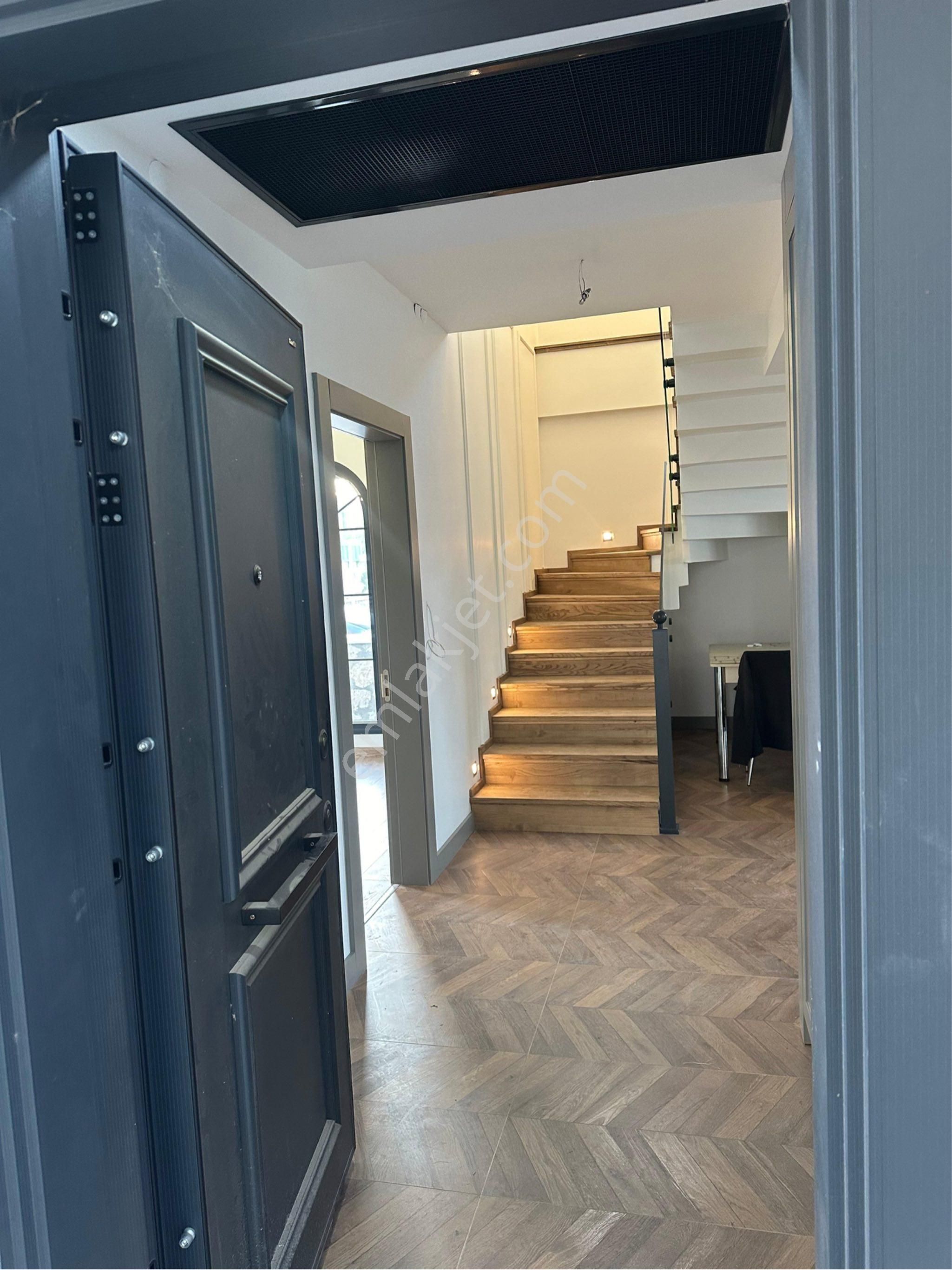 Müstakil Özel Havuzlu 4+1 Lüks Satılık Villa! - Görsel 30