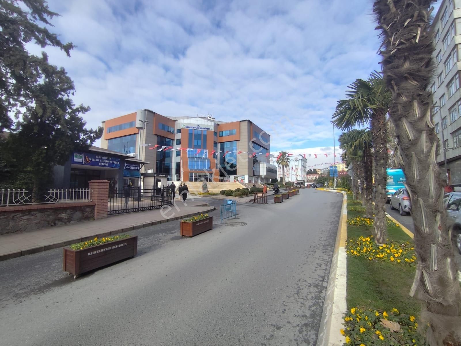 Azmir'den Satılık Vergi Dairesi Karşısı Geniş Ofis For Sale للبي - Görsel 19
