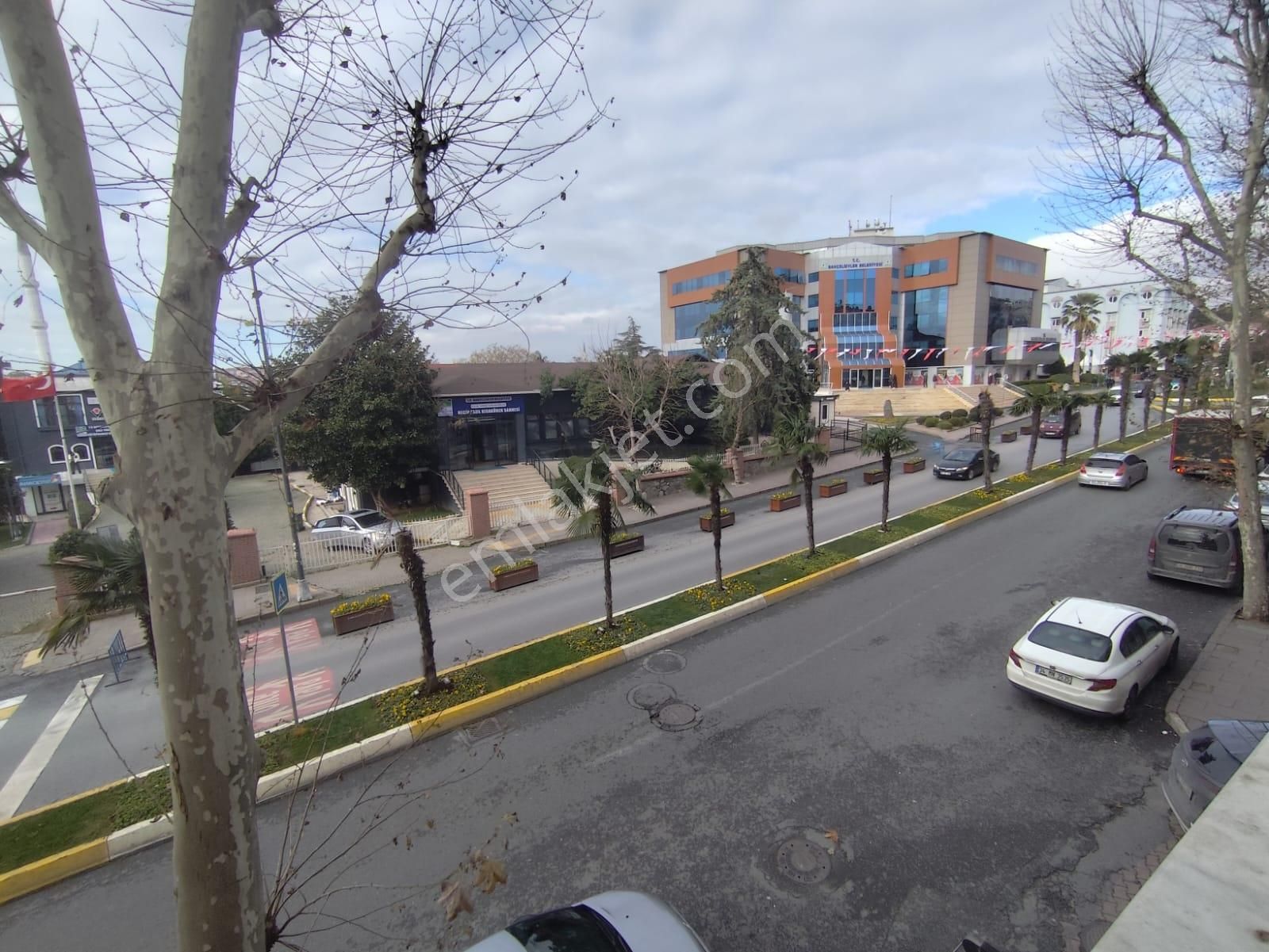 Azmir'den Satılık Vergi Dairesi Karşısı Geniş Ofis For Sale للبي - Görsel 22