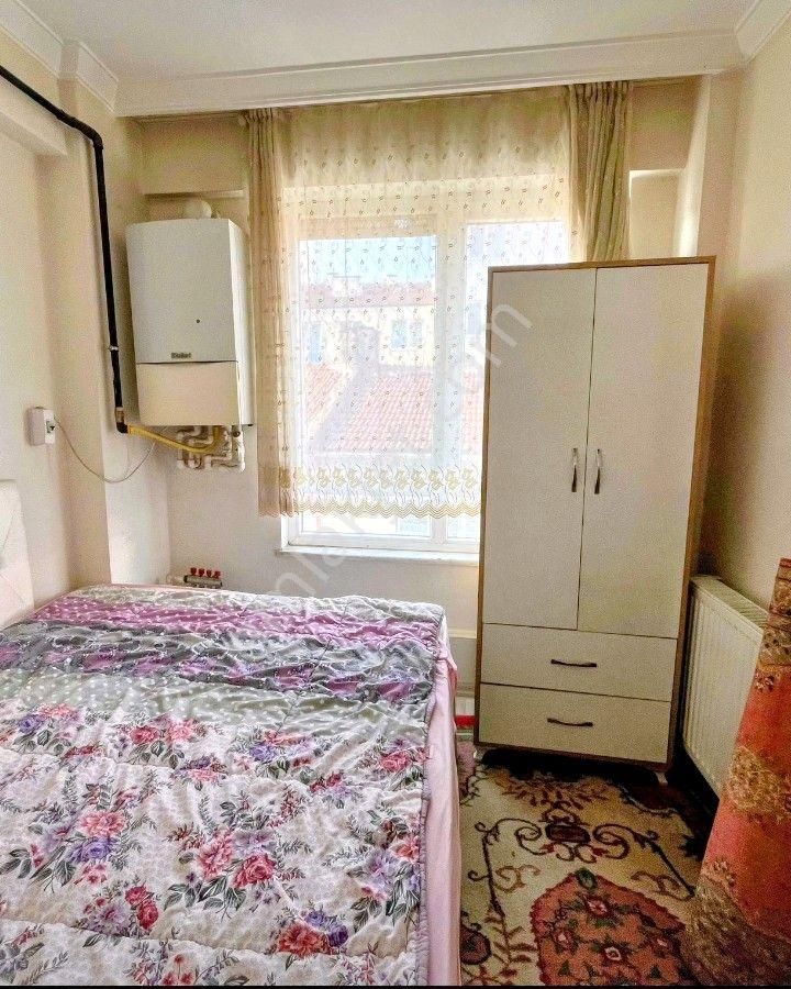 Yeşiltepe Mahallesi İskanlı Öncephe Eşyalı Satılık 1+1 - Görsel 2