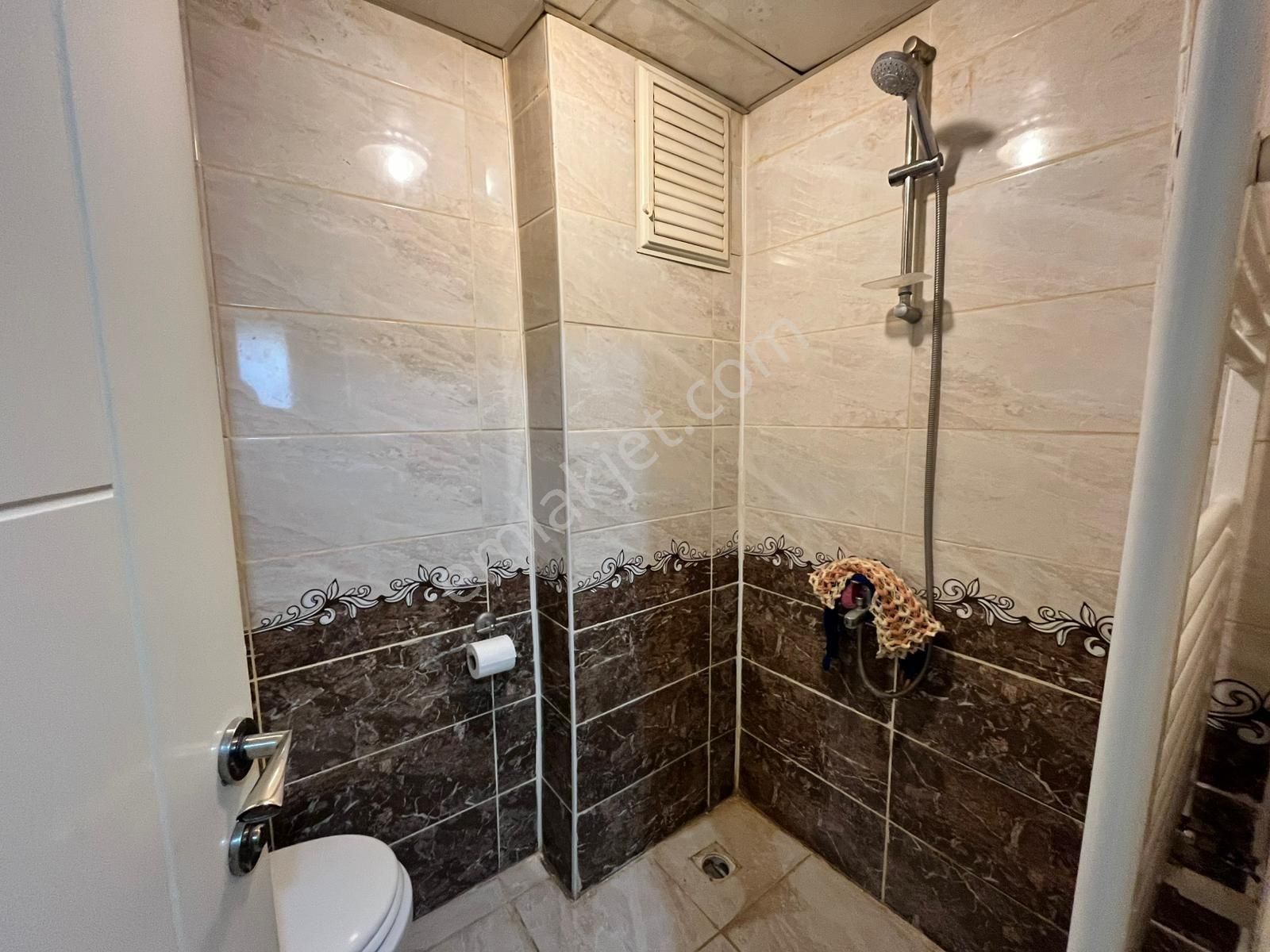 Yeşiltepe Mahallesi İskanlı Öncephe Eşyalı Satılık 1+1 - Görsel 8