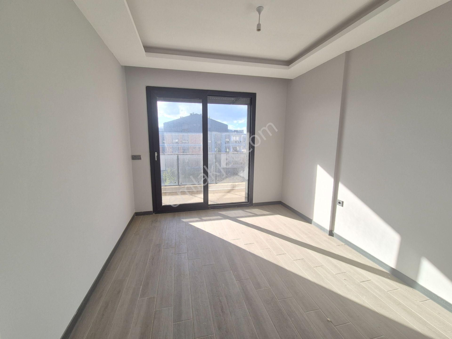 Tek Yetkili Artı'dan Ultra Lüks Sitede 3+1 Teraslı Dubleks Daire - Görsel 13