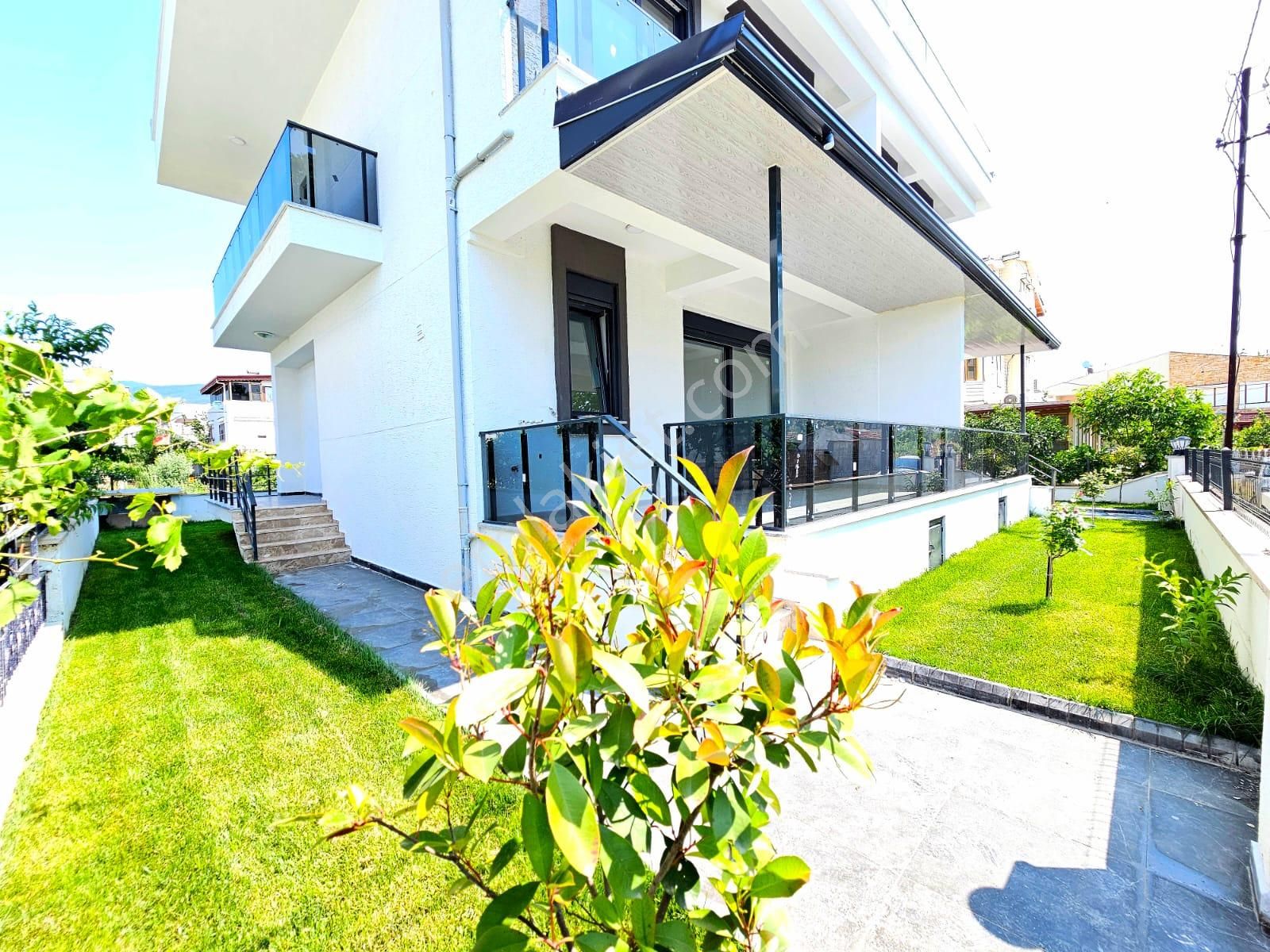 ▶ ▶ Akçay Körfez'den Denize Sadece 50 Metre Olan Bu Villayı Kaçırmayın!! - Görsel 31