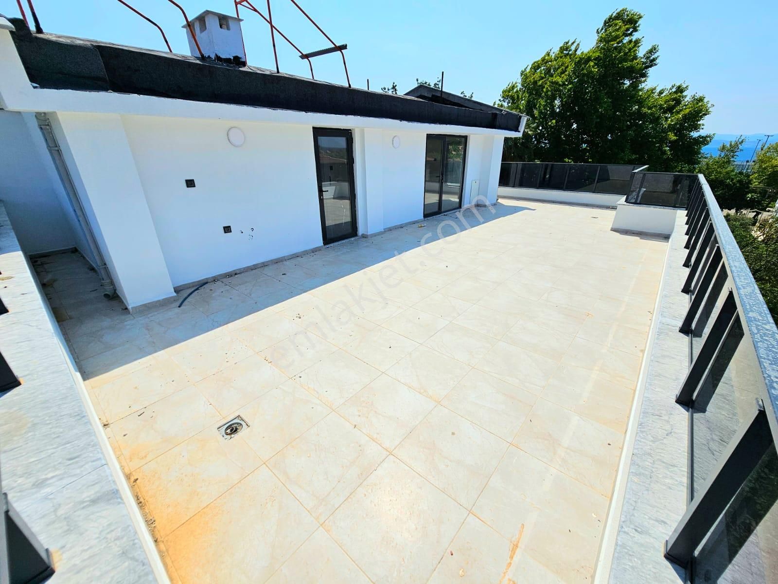 ▶ ▶ Akçay Körfez'den Denize Sadece 50 Metre Olan Bu Villayı Kaçırmayın!! - Görsel 33