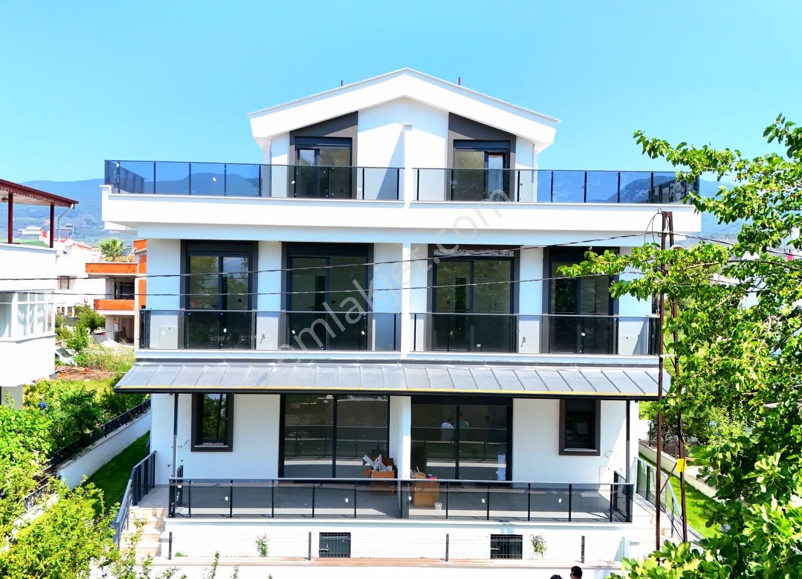 ▶ ▶ Akçay Körfez'den Denize Sadece 50 Metre Olan Bu Villayı Kaçırmayın!! - Görsel 3