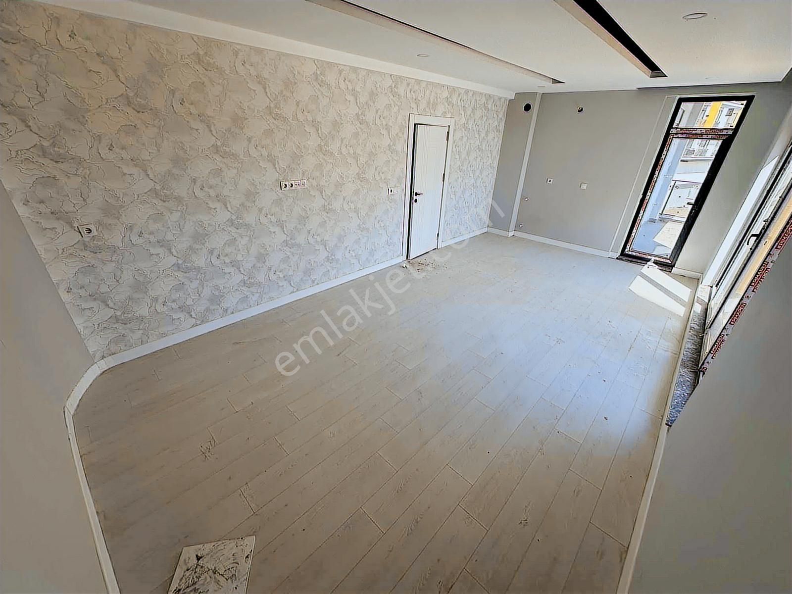 Fevziçakmak Mah Havuzlu Site İçi Lüx Satılık 2+1 - Görsel 2