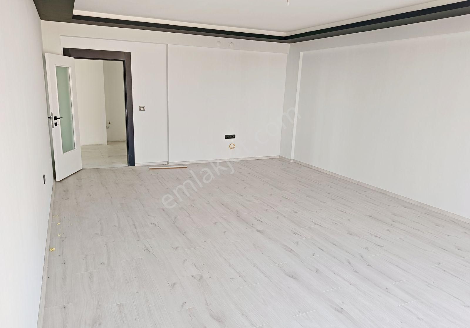 Yakacıkta 4+1 Yeni Kiralık Daire - Görsel 9