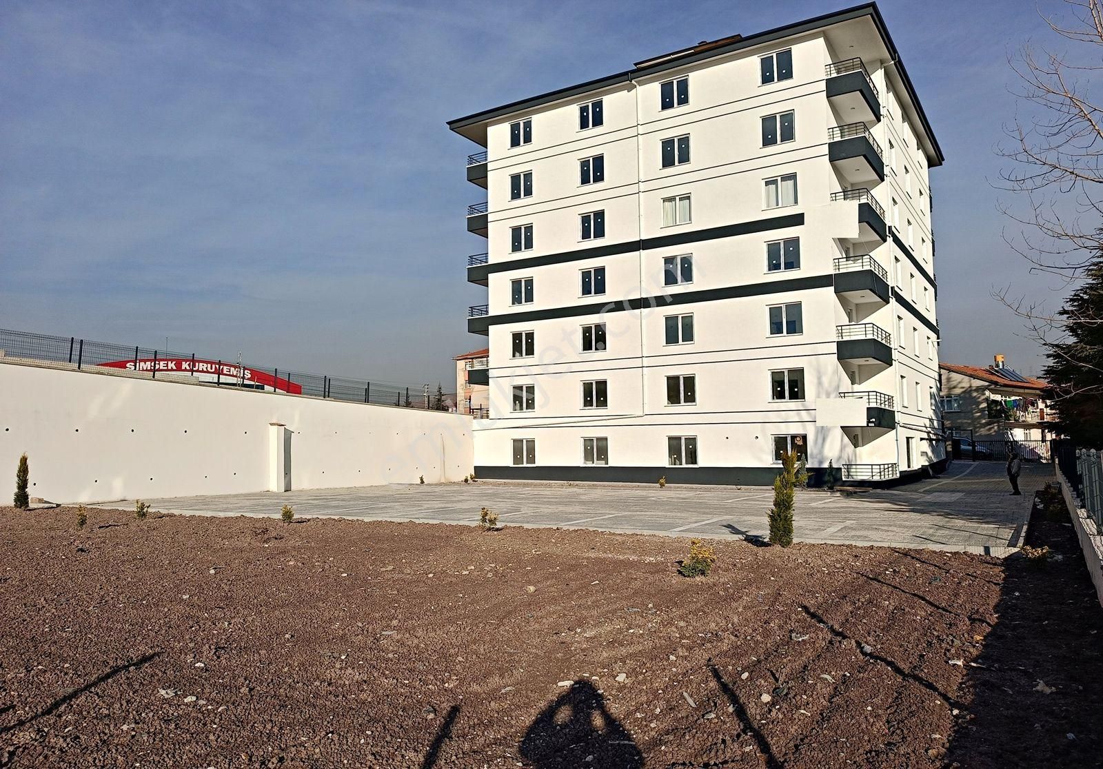 Yakacıkta 4+1 Yeni Kiralık Daire - Görsel 35