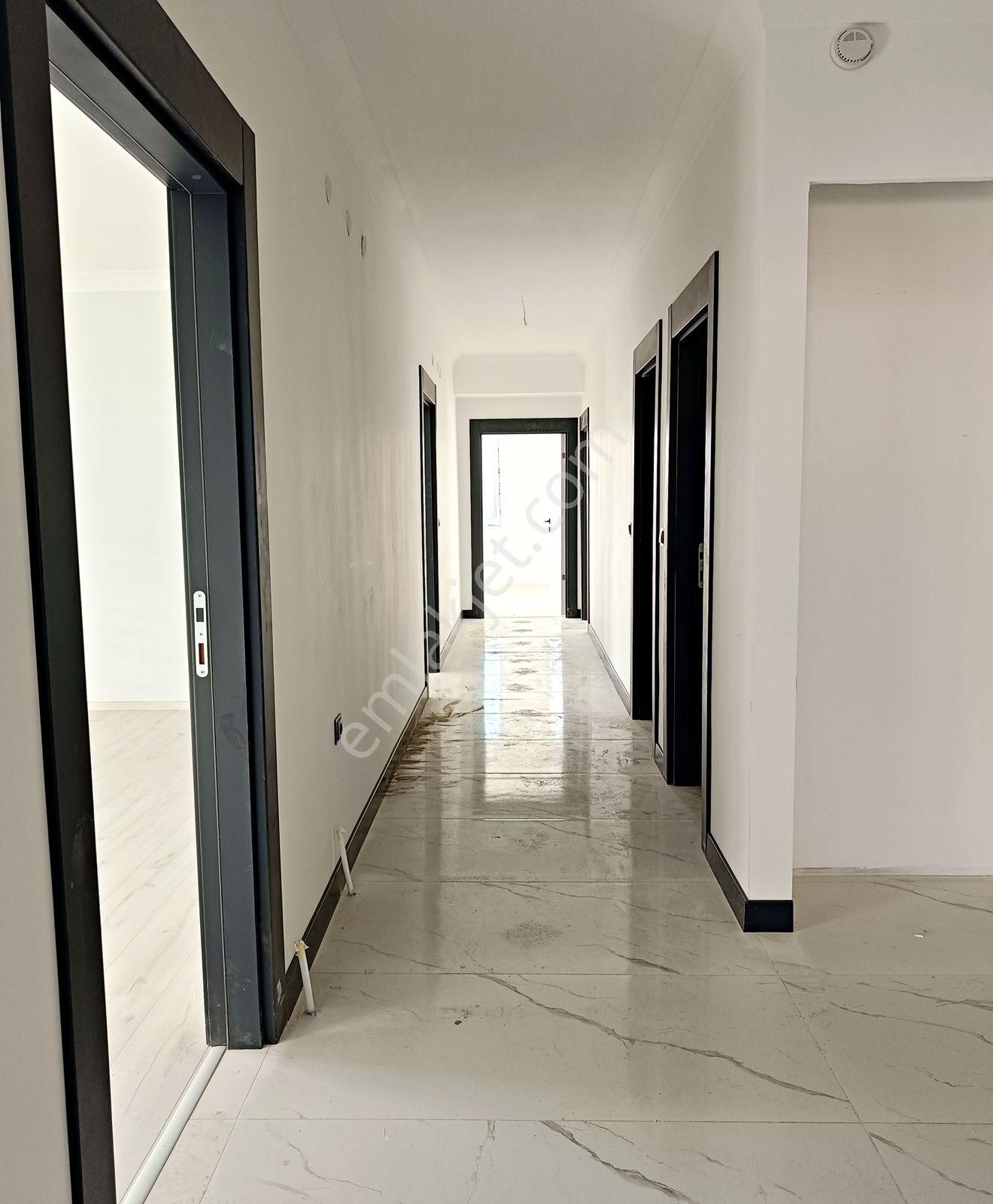 Yakacıkta 4+1 Yeni Kiralık Daire - Görsel 11