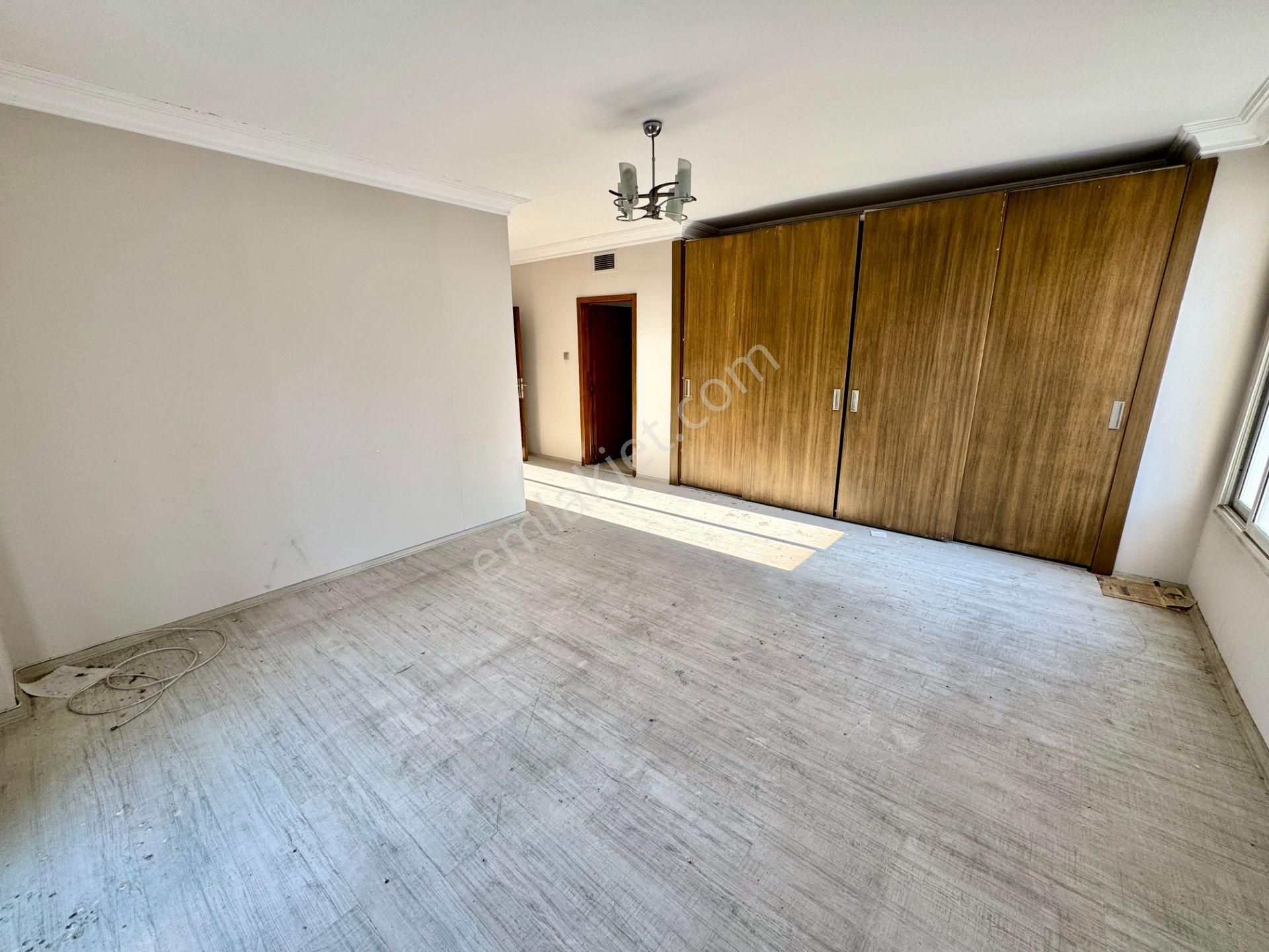 Çamlıbelde İsmet İnönü Bulvarı Cepheli Deniz Manzaralı 3+1 - Görsel 24