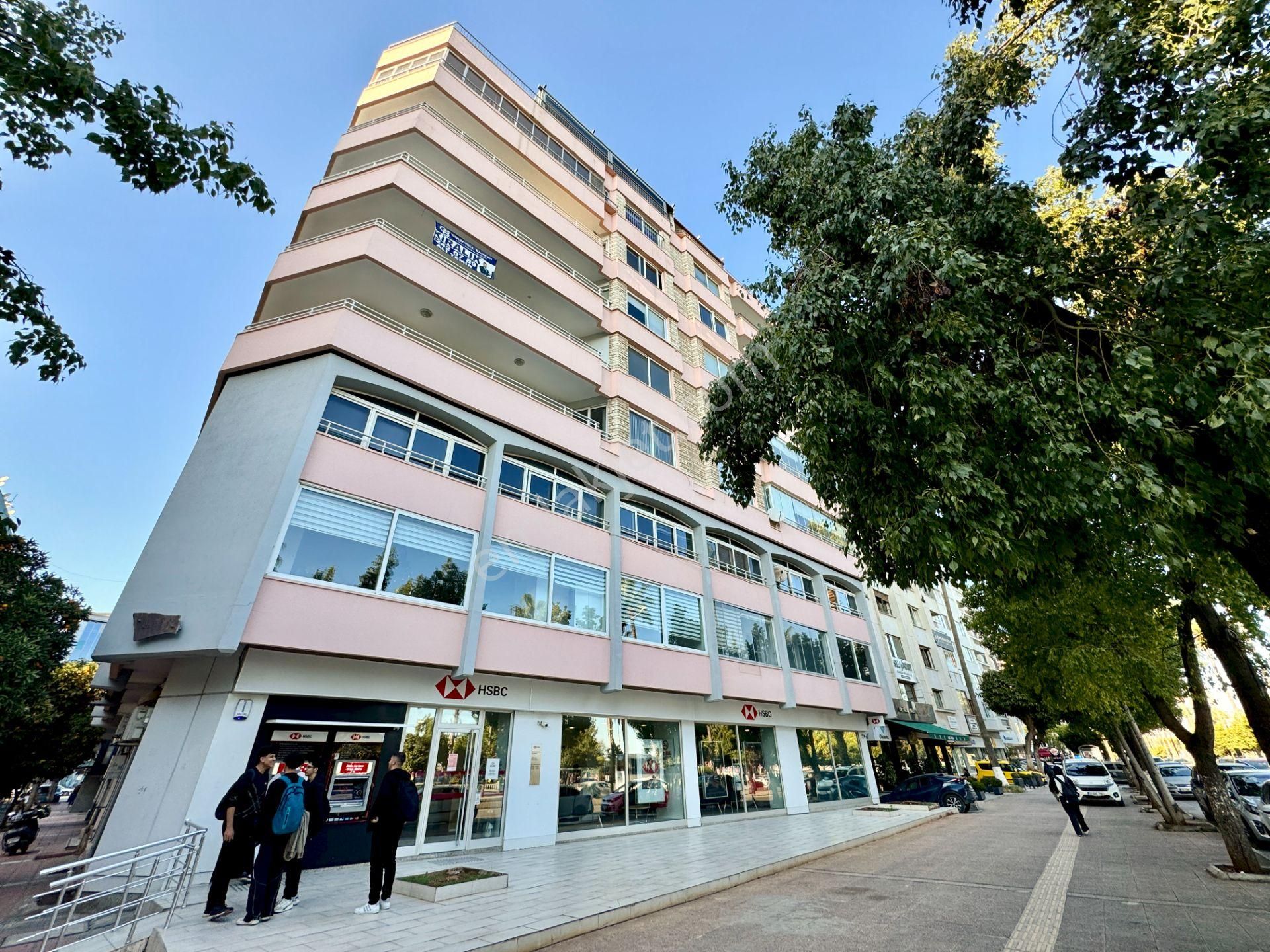 Çamlıbelde İsmet İnönü Bulvarı Cepheli Deniz Manzaralı 3+1 - Görsel 35