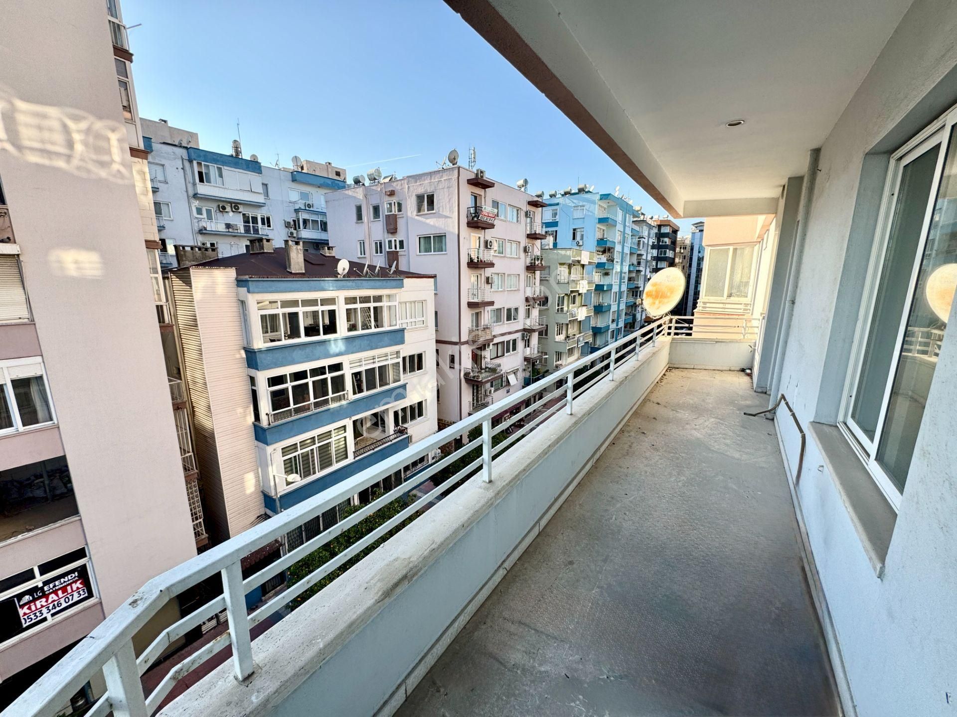 Çamlıbelde İsmet İnönü Bulvarı Cepheli Deniz Manzaralı 3+1 - Görsel 31