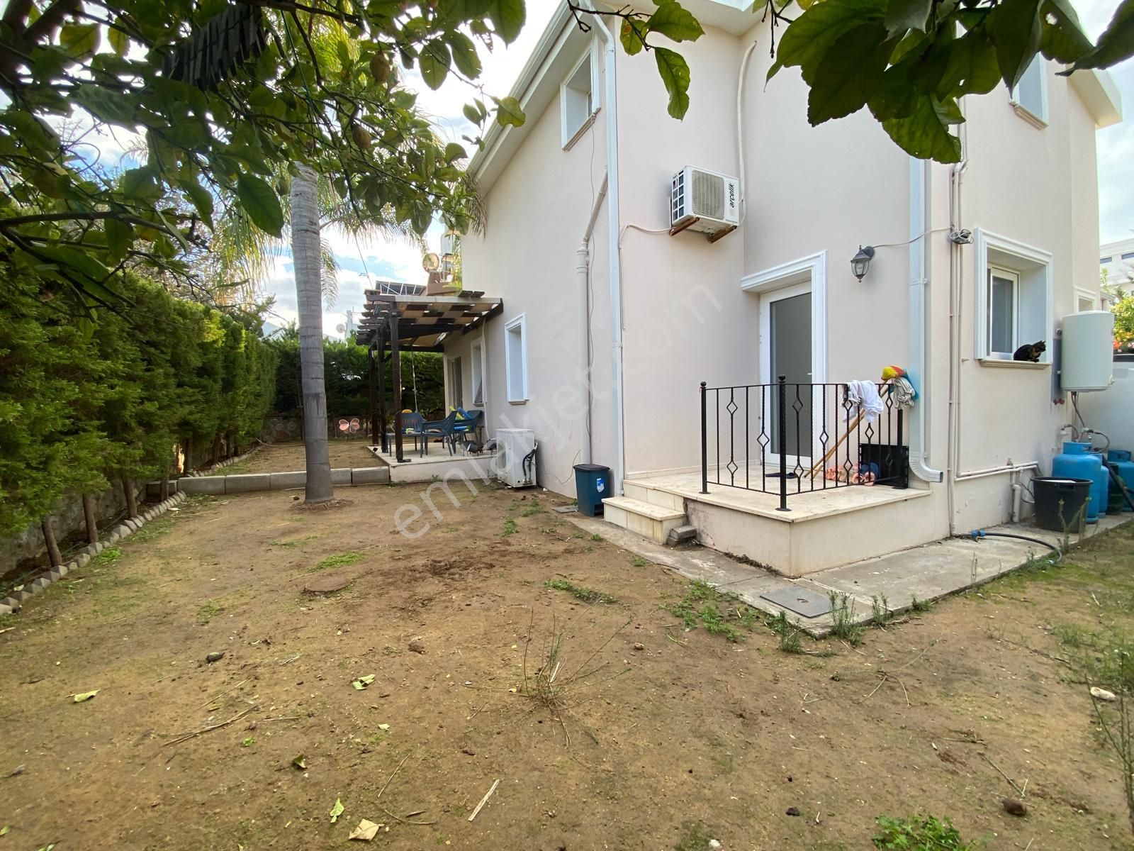 Girne Çatalköy'de Satılık 2+1 Villa !! - Görsel 18