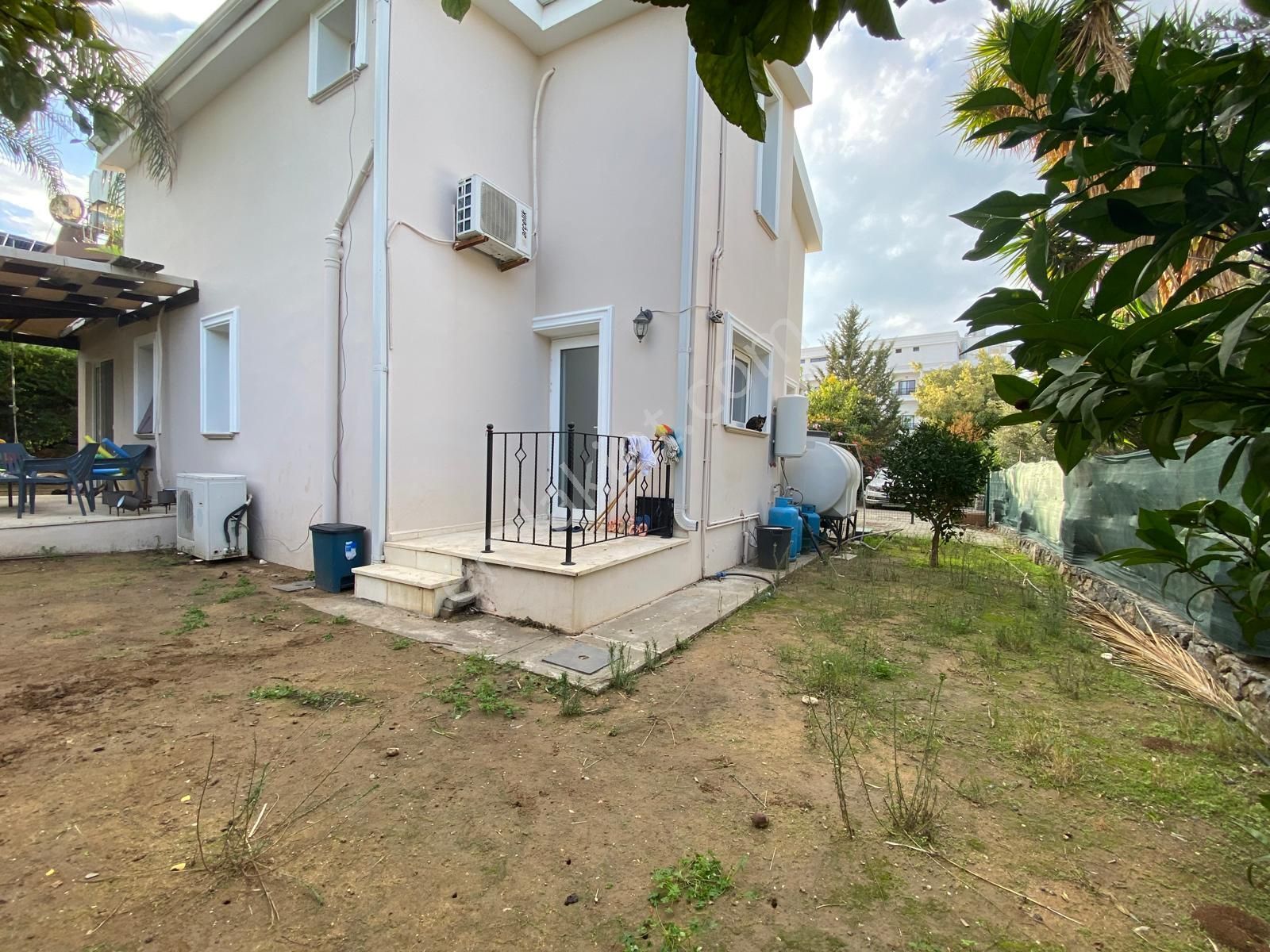 Girne Çatalköy'de Satılık 2+1 Villa !! - Görsel 3