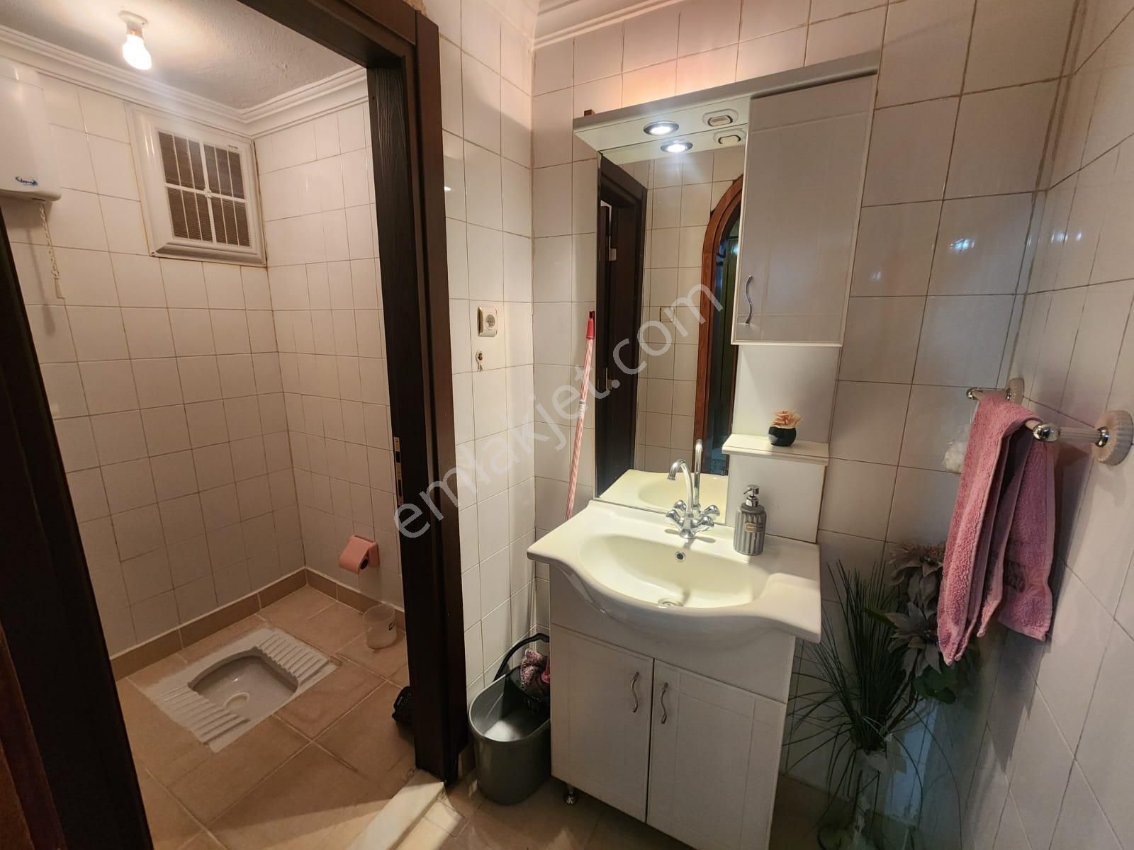 Selçuklu Nişantaşı Mahallesinde Cadde Üzeri 3+1 Arakat Satılık Daire - Görsel 11