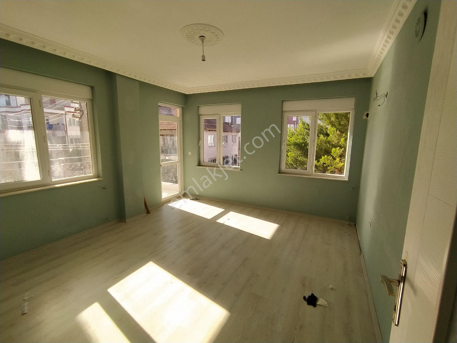 Vitale Hastanesi Arkasında Tramvay Duraklarına Yürüme Mesafesi Temiz 2+1 Kiralık Daire - Görsel 2