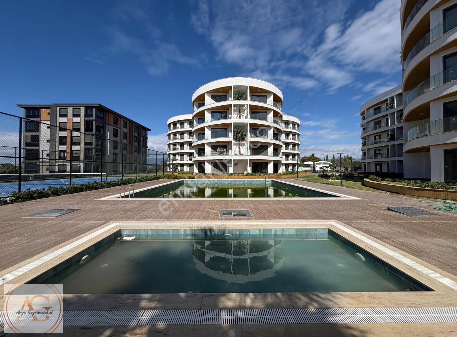 Arya'dan Muhteşem Tasarımlı 3+1 Havuzlu Otoparklı Lüks Daire - Görsel 18