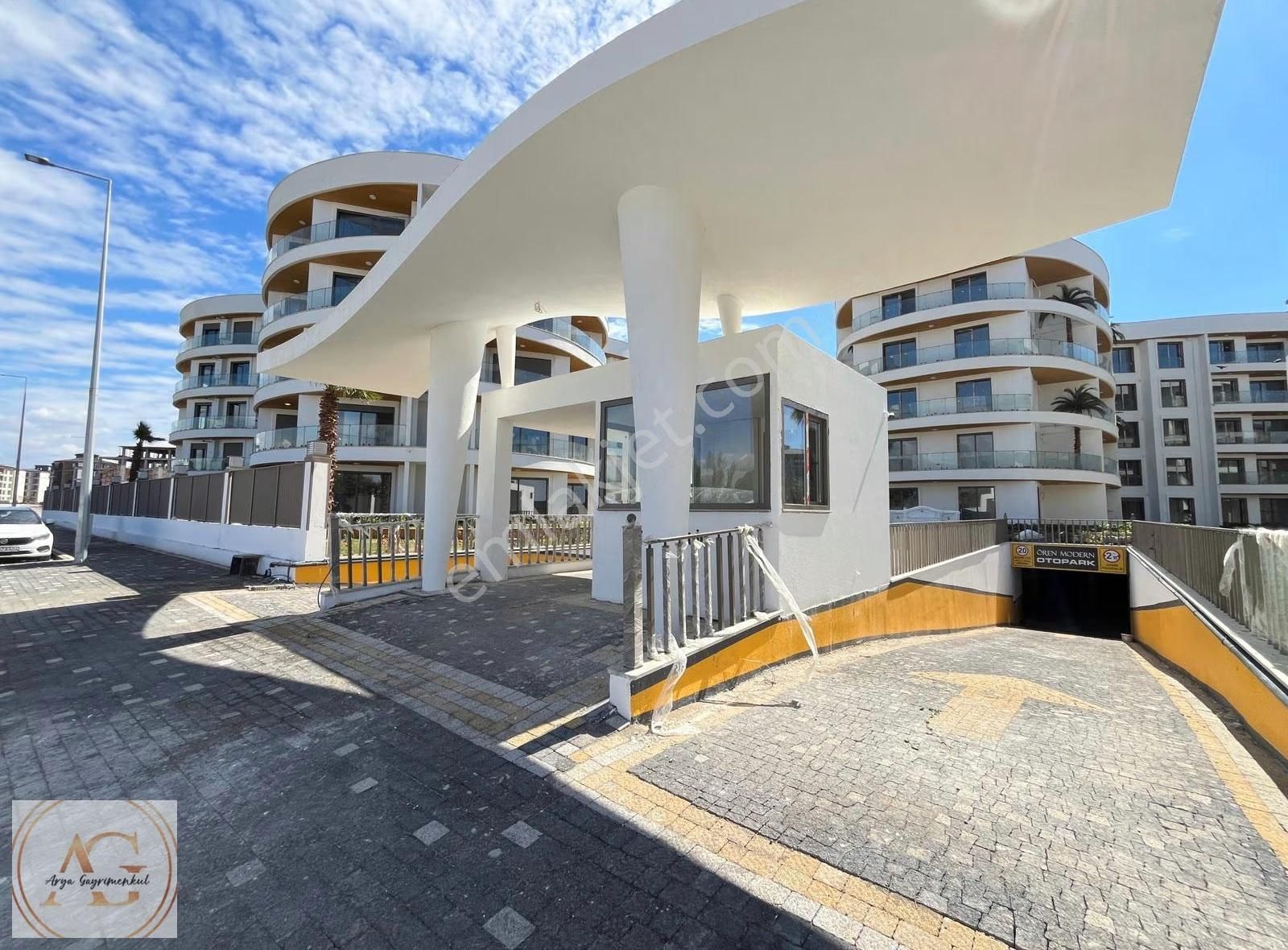 Arya'dan Muhteşem Tasarımlı 3+1 Havuzlu Otoparklı Lüks Daire - Görsel 33