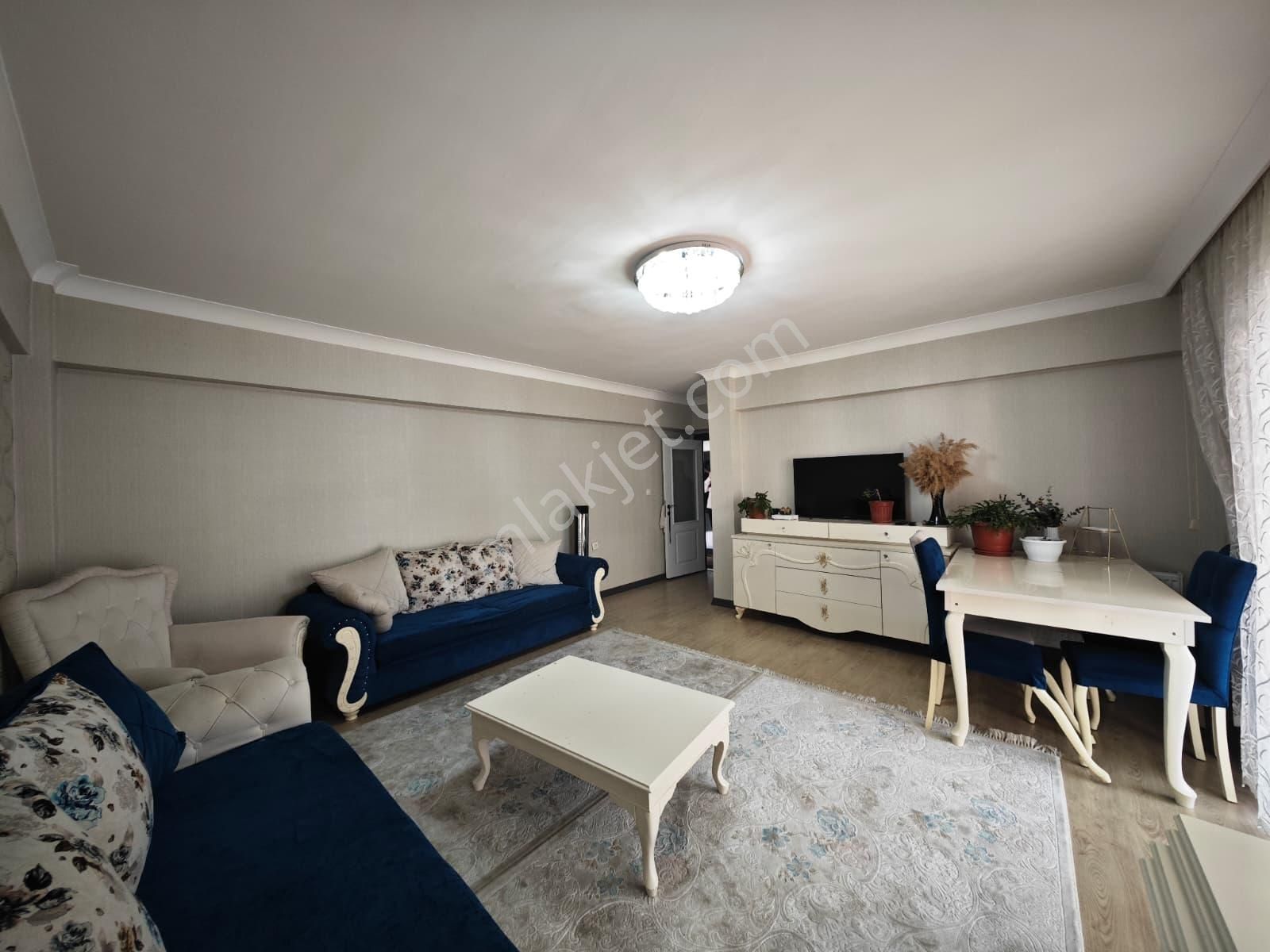 Feridunçelik'te Cadde Üzerinde Asansörlü Yapılı 3+1 Katta Satılık Daire !! - Görsel 9