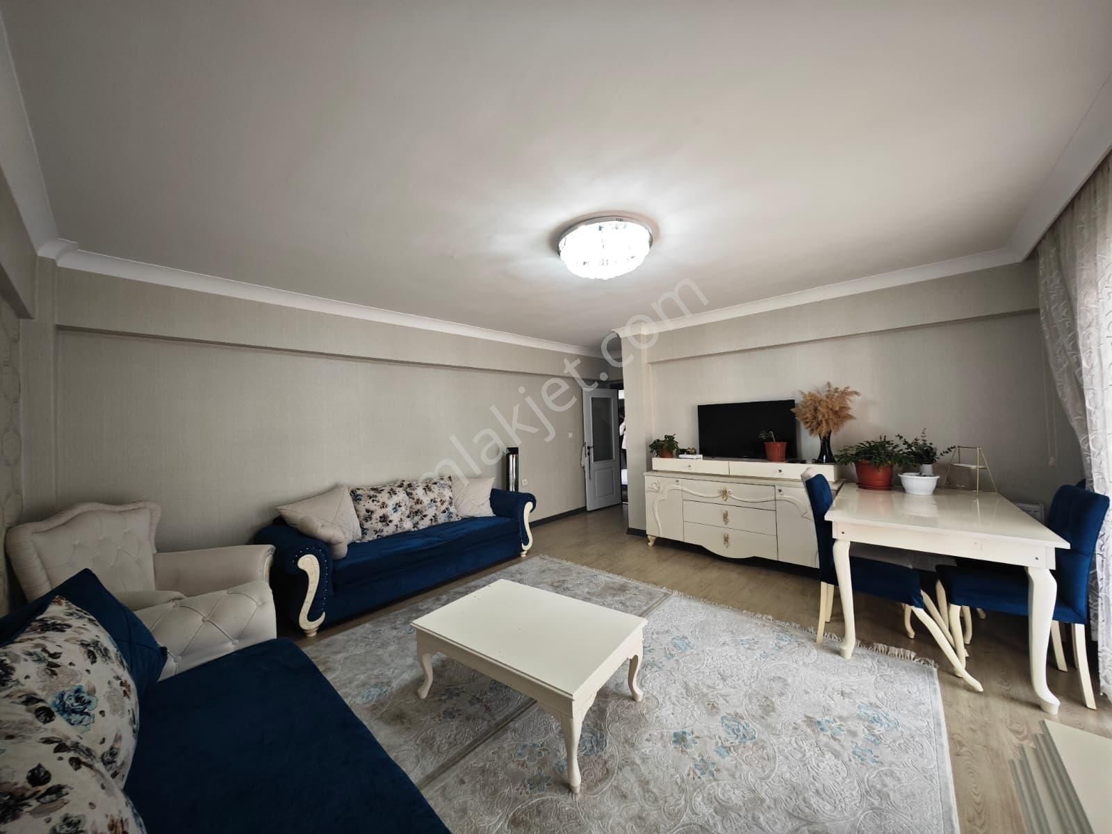 Feridunçelik'te Cadde Üzerinde Asansörlü Yapılı 3+1 Katta Satılık Daire !! - Görsel 8