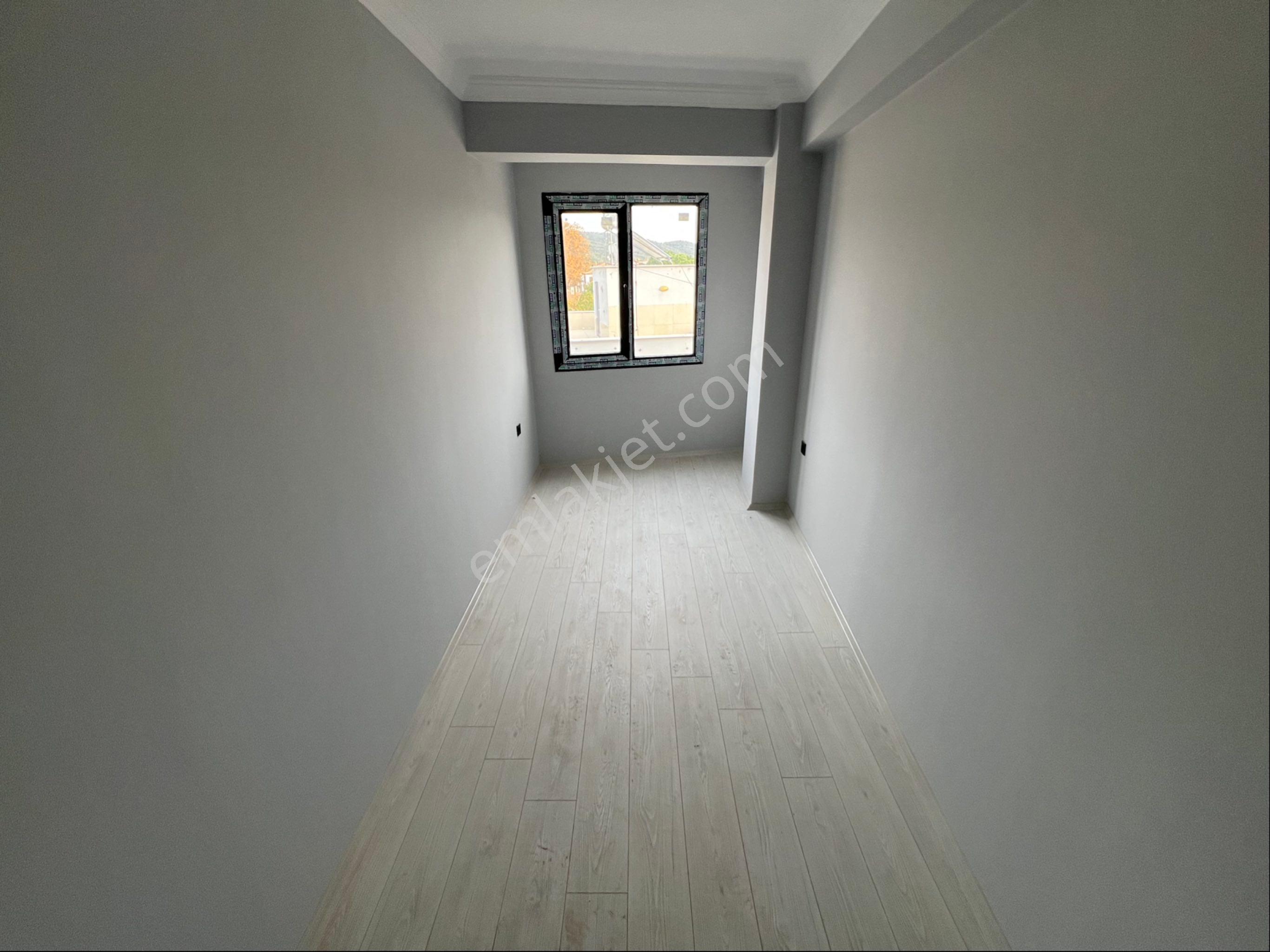 Akçay Oya Gayrimenkul'den Zeytinli'de Ön Cephe Ara Kat Sıfır 2+1 Daire - Görsel 27