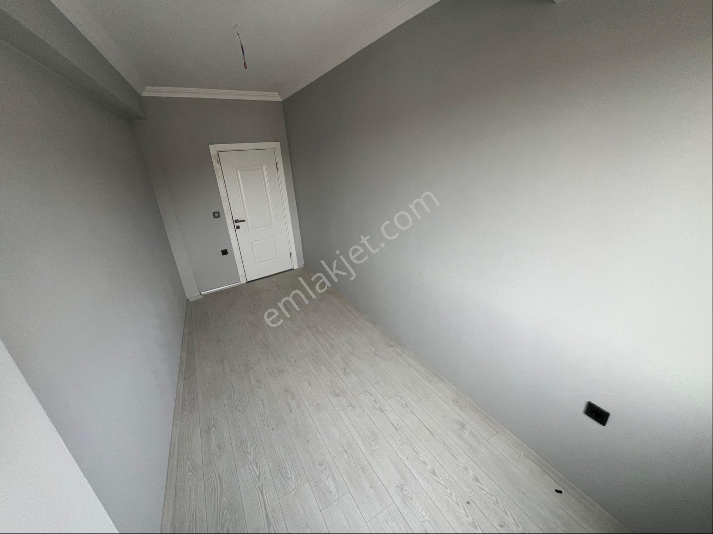 Akçay Oya Gayrimenkul'den Zeytinli'de Ön Cephe Ara Kat Sıfır 2+1 Daire - Görsel 29