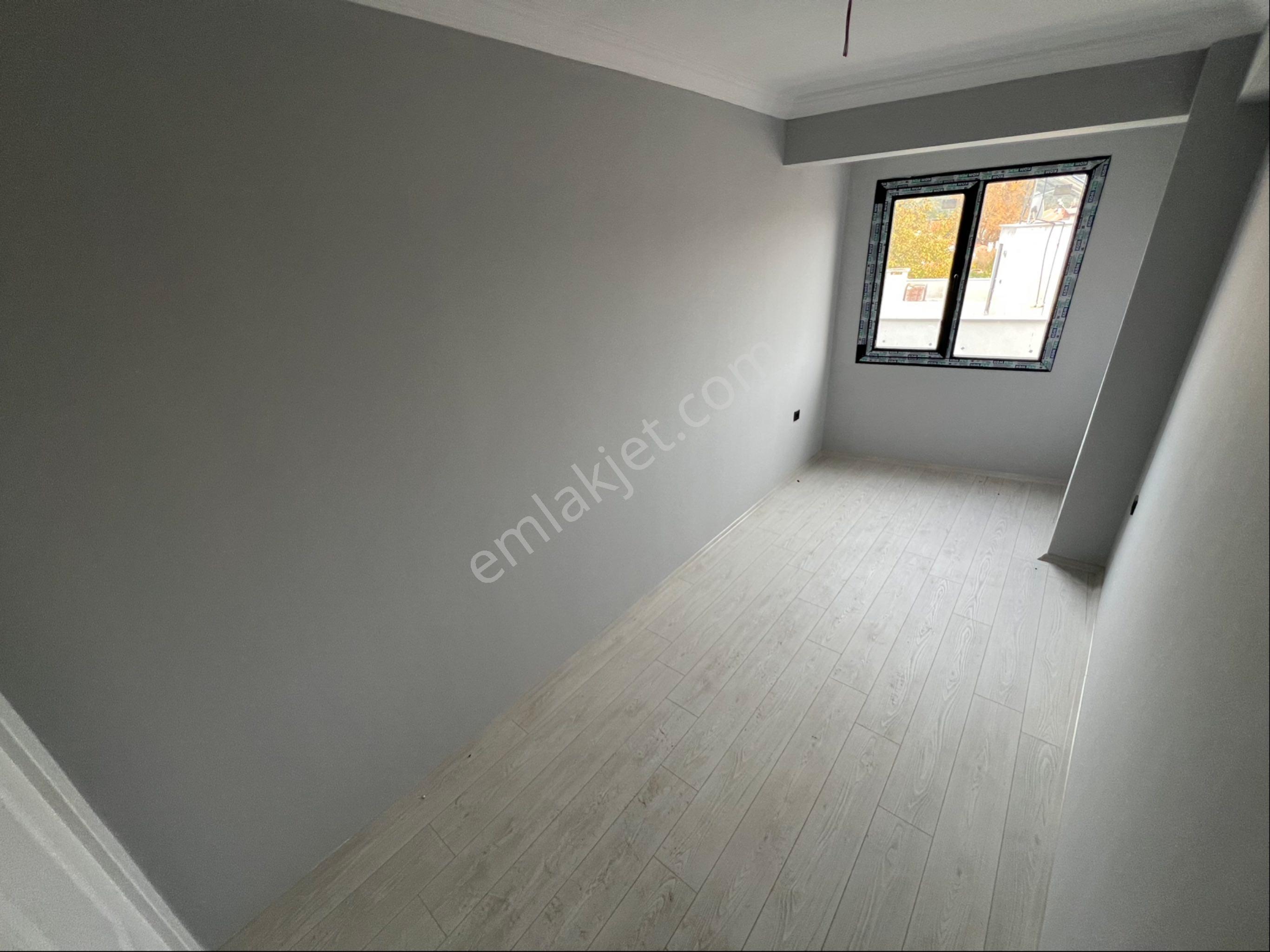 Akçay Oya Gayrimenkul'den Zeytinli'de Ön Cephe Ara Kat Sıfır 2+1 Daire - Görsel 28