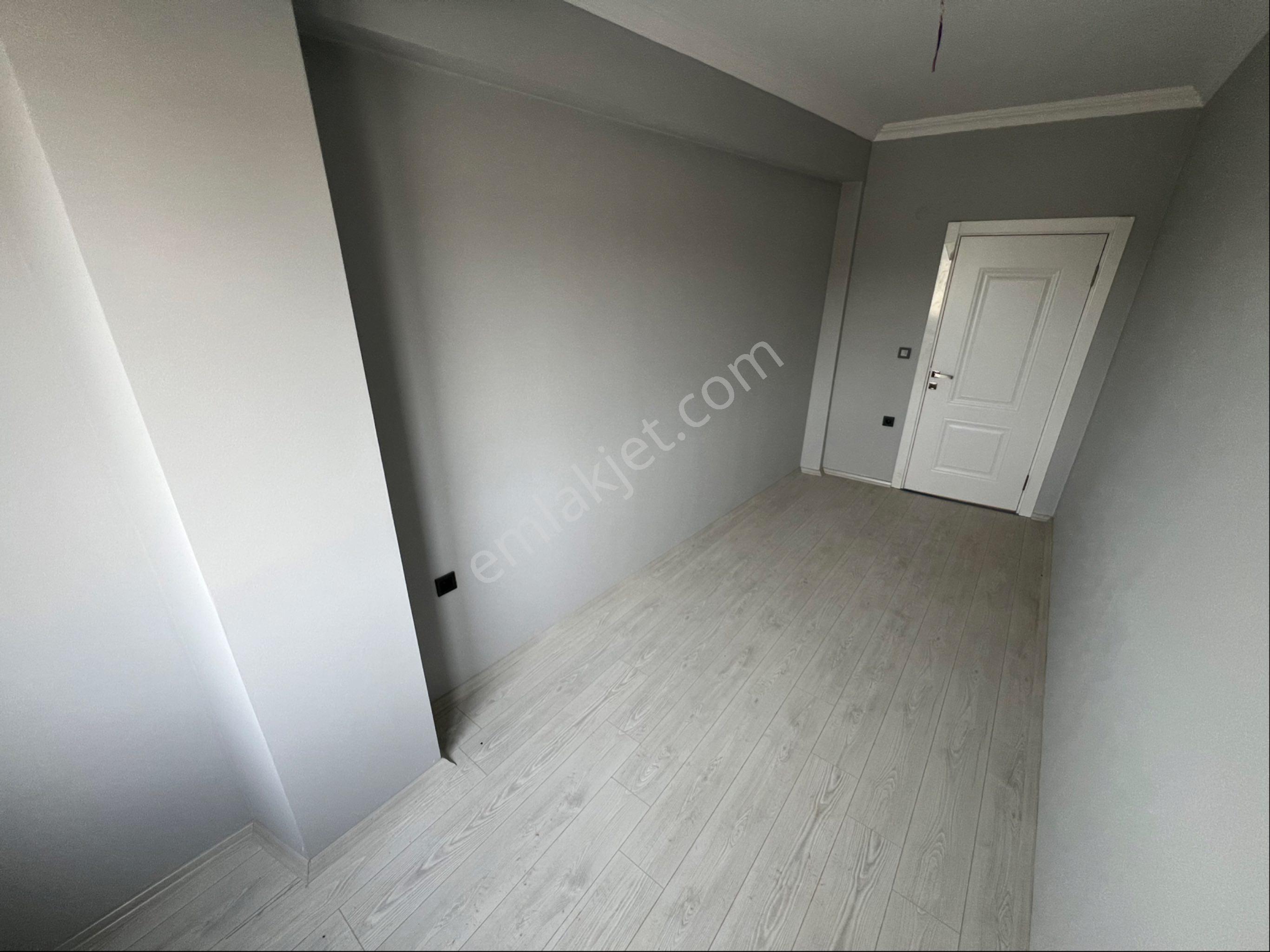 Akçay Oya Gayrimenkul'den Zeytinli'de Ön Cephe Ara Kat Sıfır 2+1 Daire - Görsel 26
