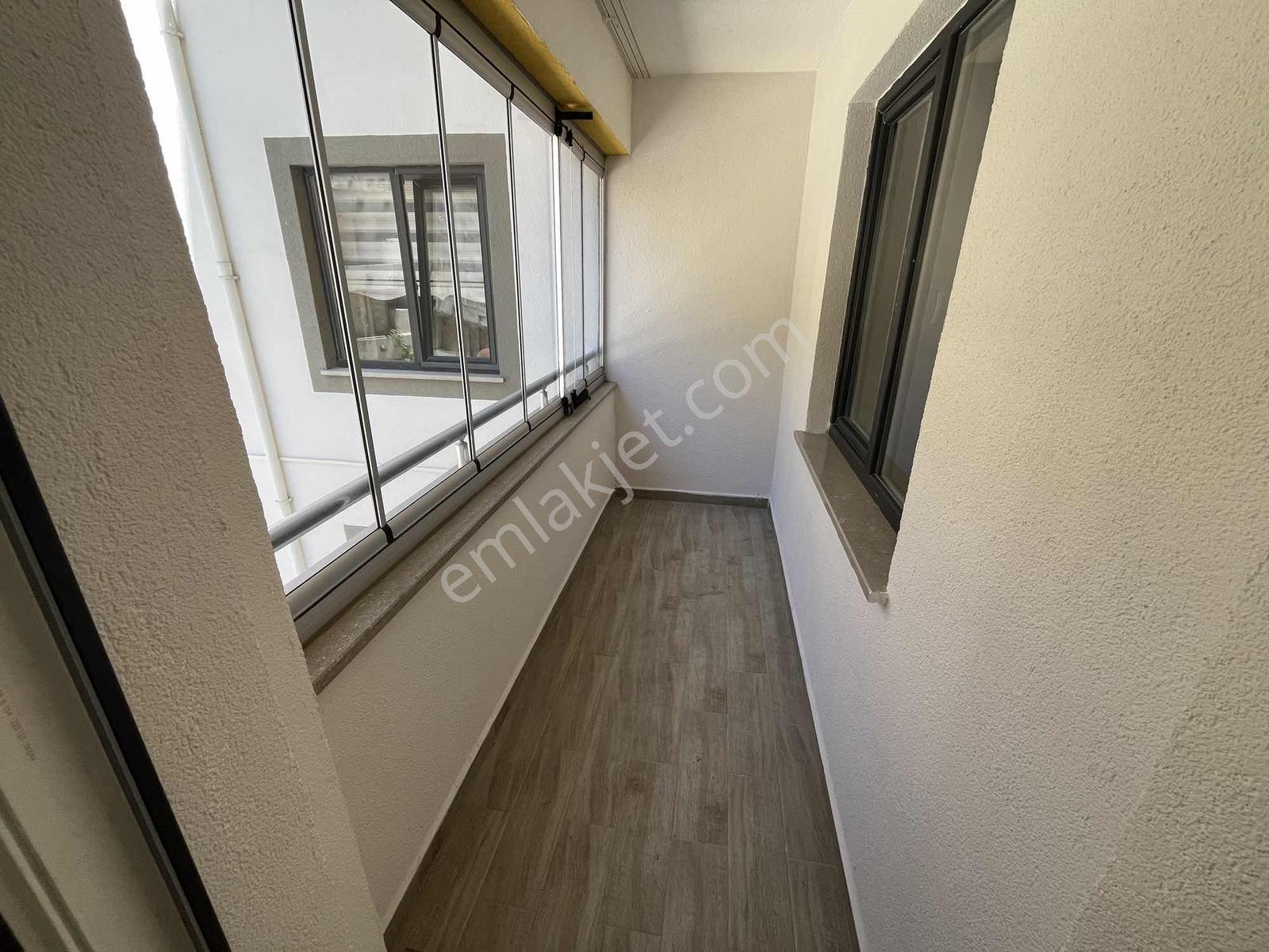 Harika Lokasyon Bakımlı Ve Temiz 3+1 - Görsel 17