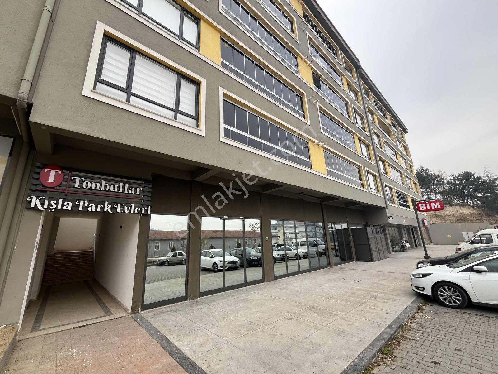 Harika Lokasyon Bakımlı Ve Temiz 3+1 - Görsel 20