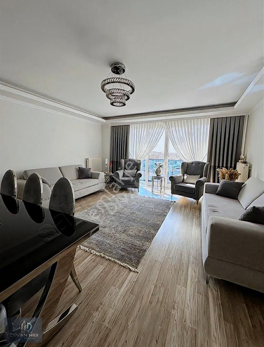 Bahçelievler Code Sitesinde Satılık 4+1 Lüks Daire