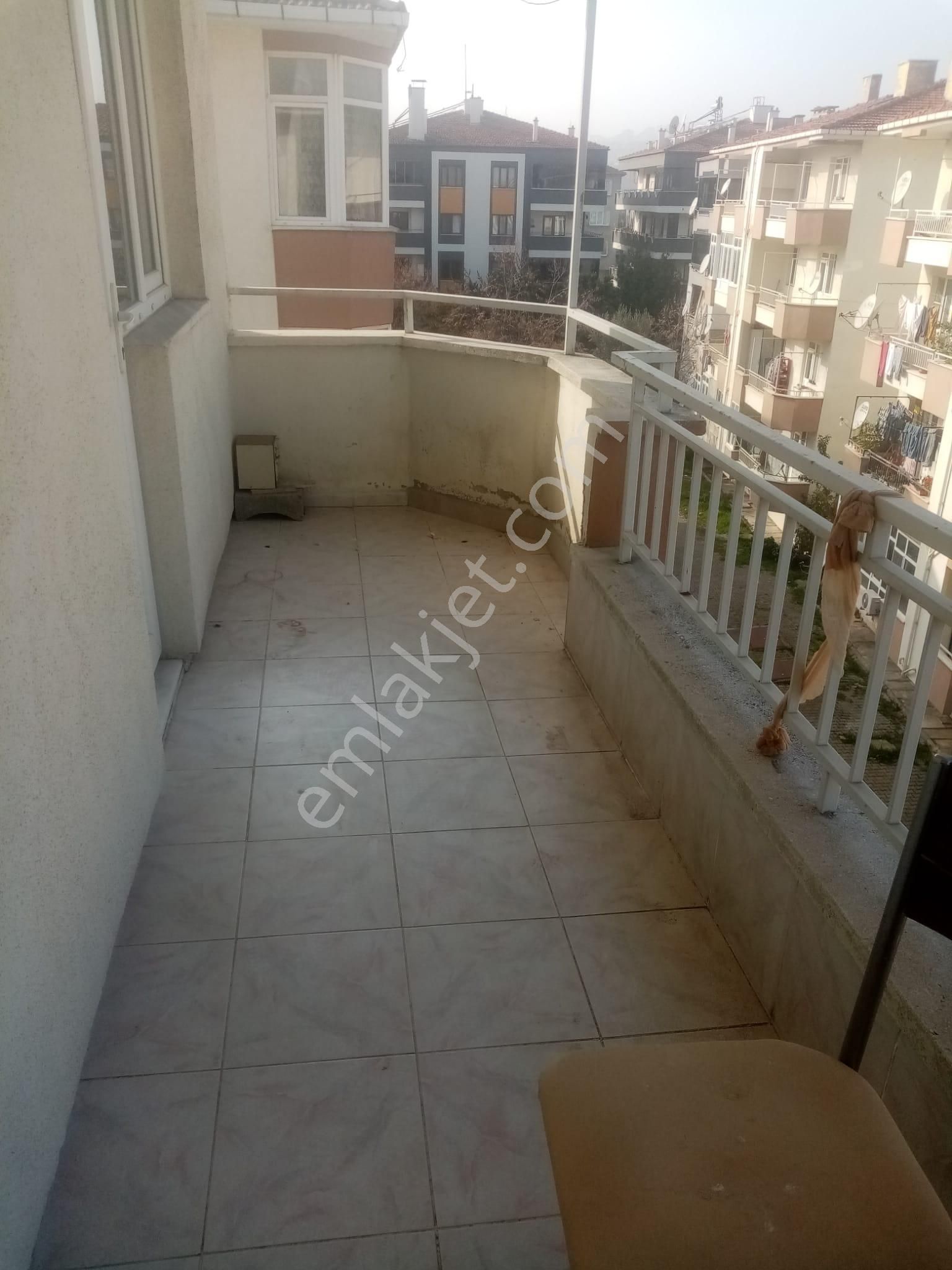 Balıkesir Plevne Mah.demirdağ Emlaktan Kiralık 3+1kombili Daire - Görsel 11