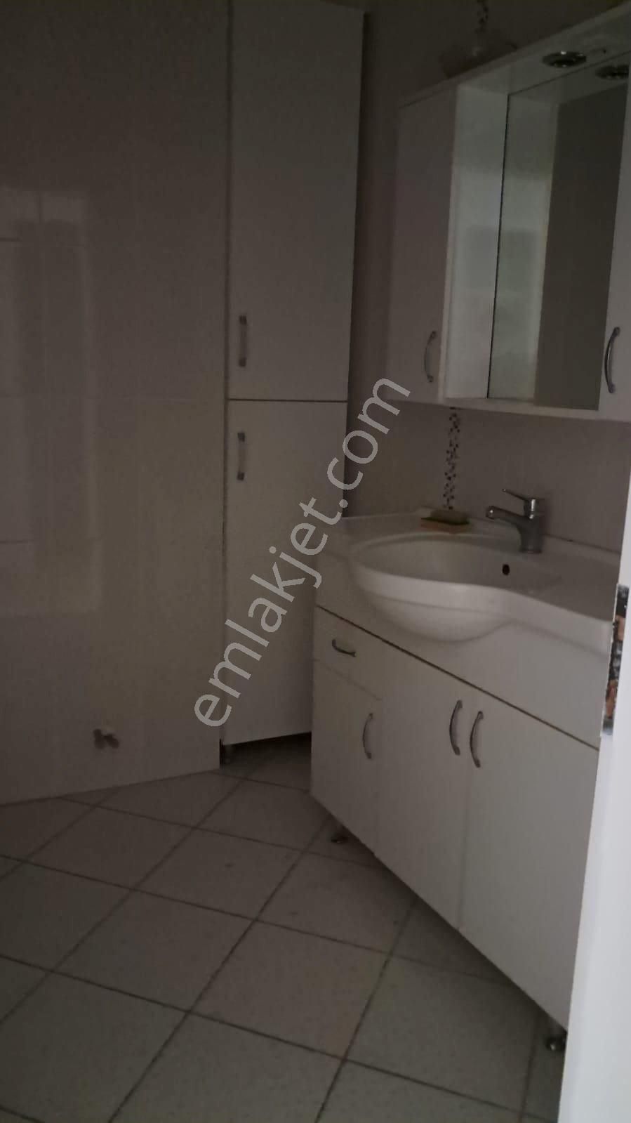 Milas Güllük Mahallesinde Kiralık Ara Kat Daire - Görsel 15