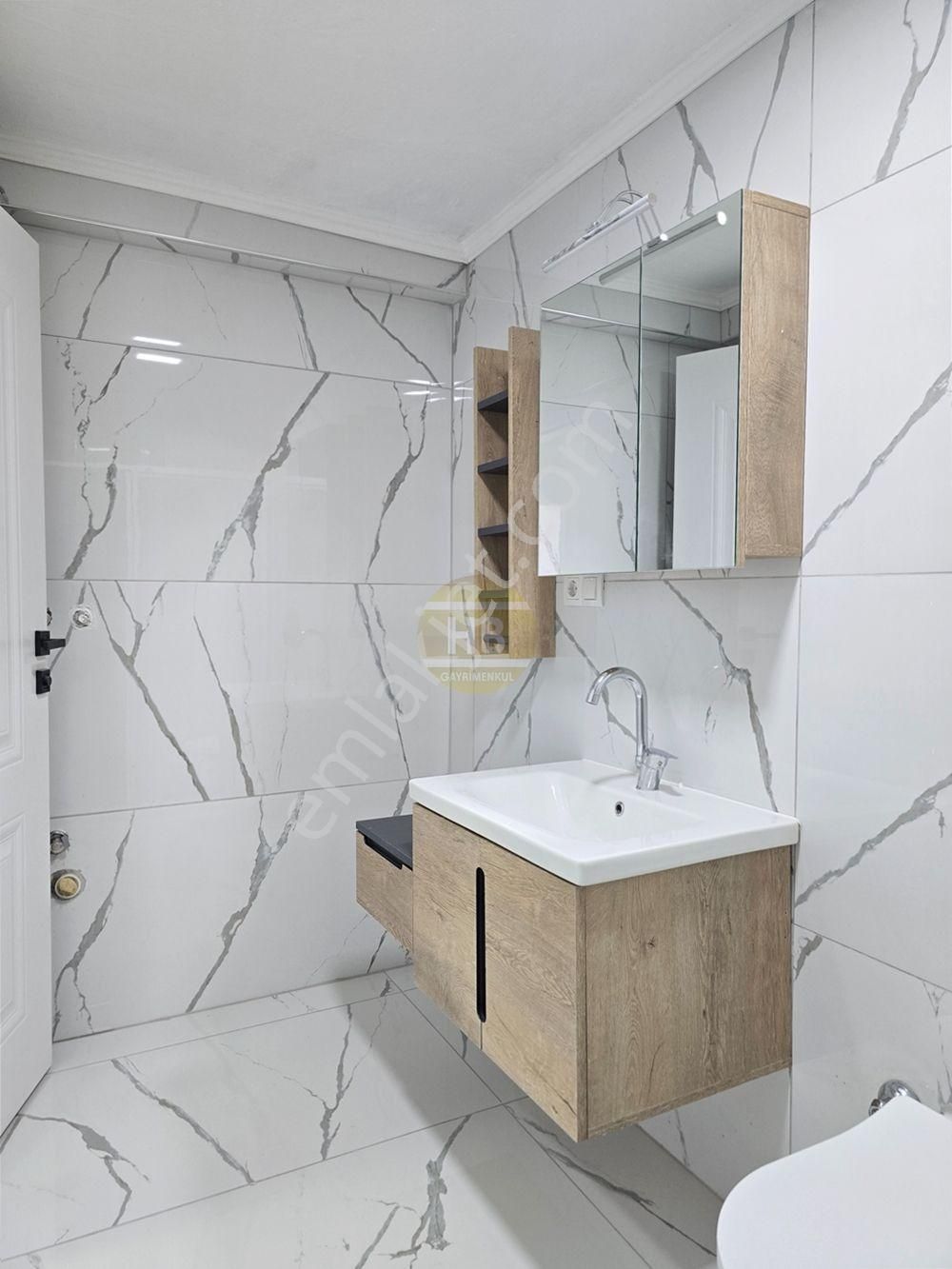 Hb'den 2+1 Satılık Daire, Mükemmel Temizlikte Kullanıma Hazır Turistik Park Cepheli Yeni Tadilatlı - Görsel 22