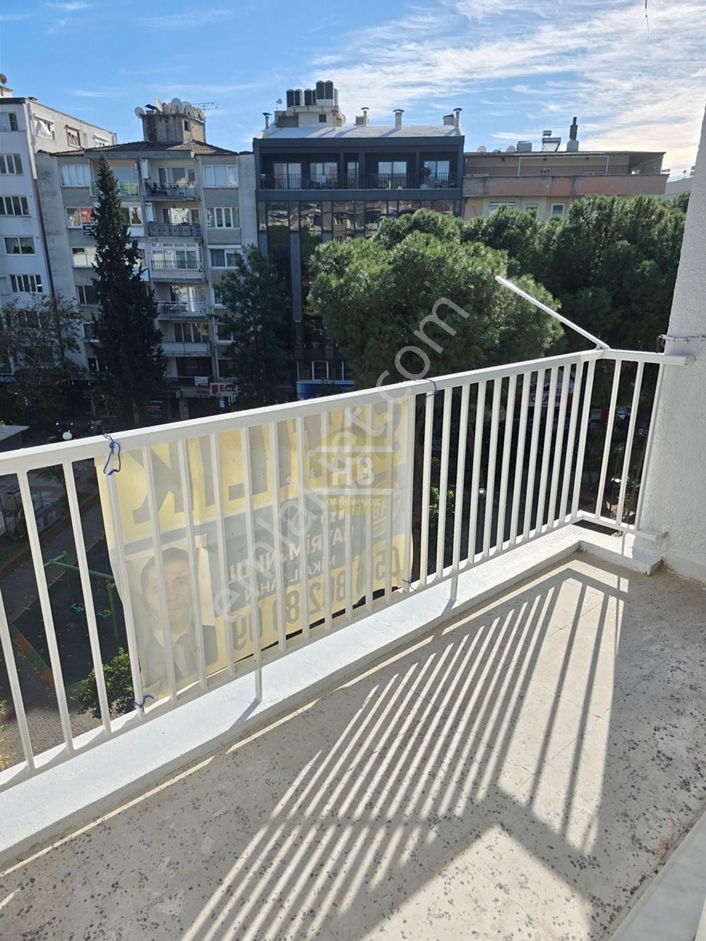 Hb'den 2+1 Satılık Daire, Mükemmel Temizlikte Kullanıma Hazır Turistik Park Cepheli Yeni Tadilatlı - Görsel 15