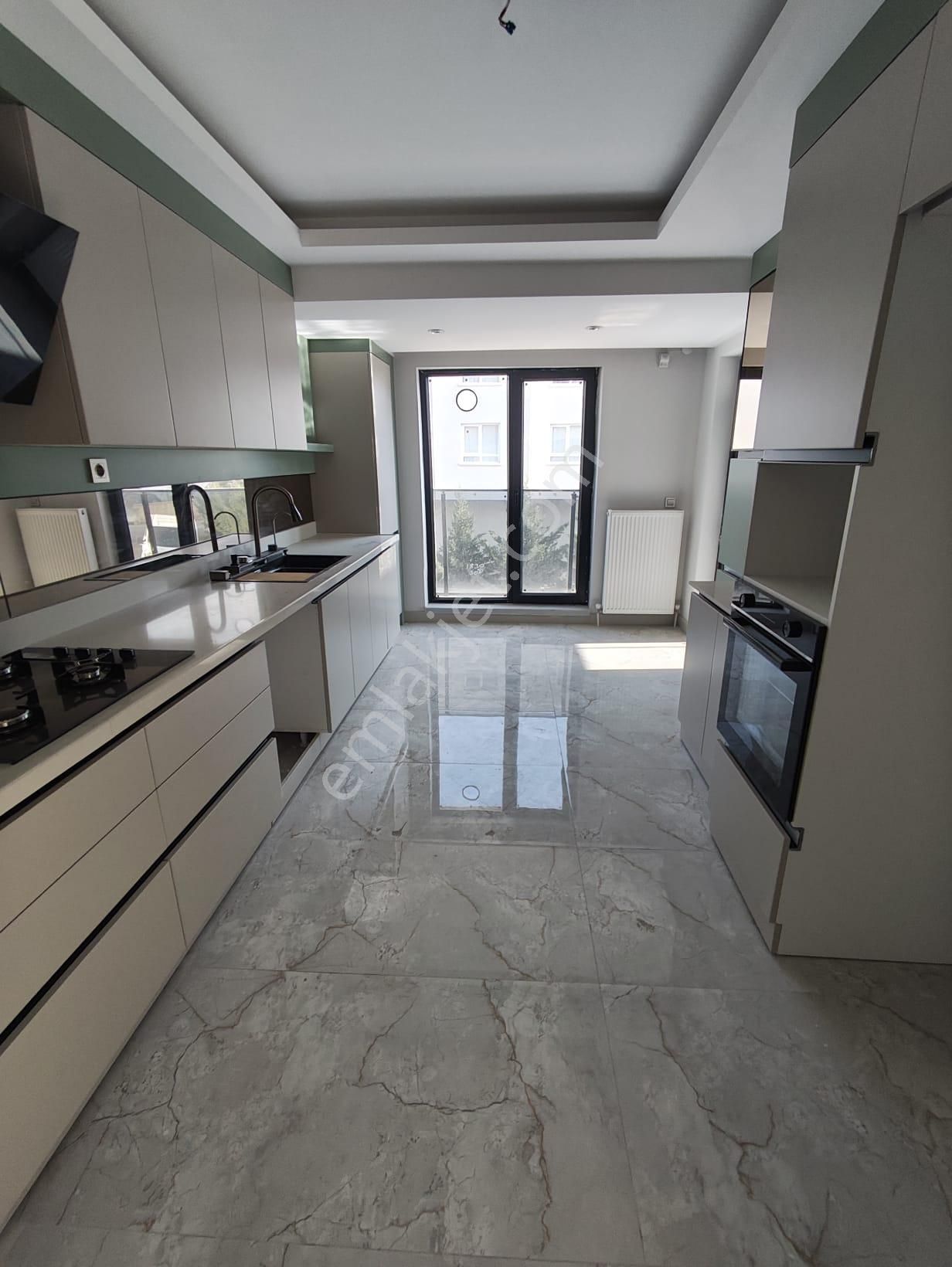 Elvan Mahallesinde 3+1 Satılık Sıfır Daire