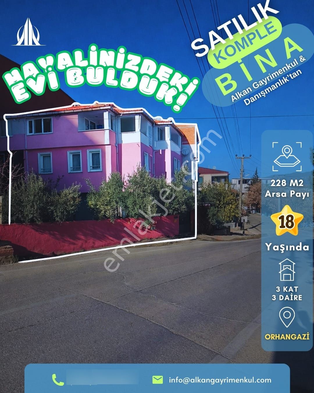 Arapzade'de Devlet Hastanesi Karşısı 3 Katlı Komple Bina