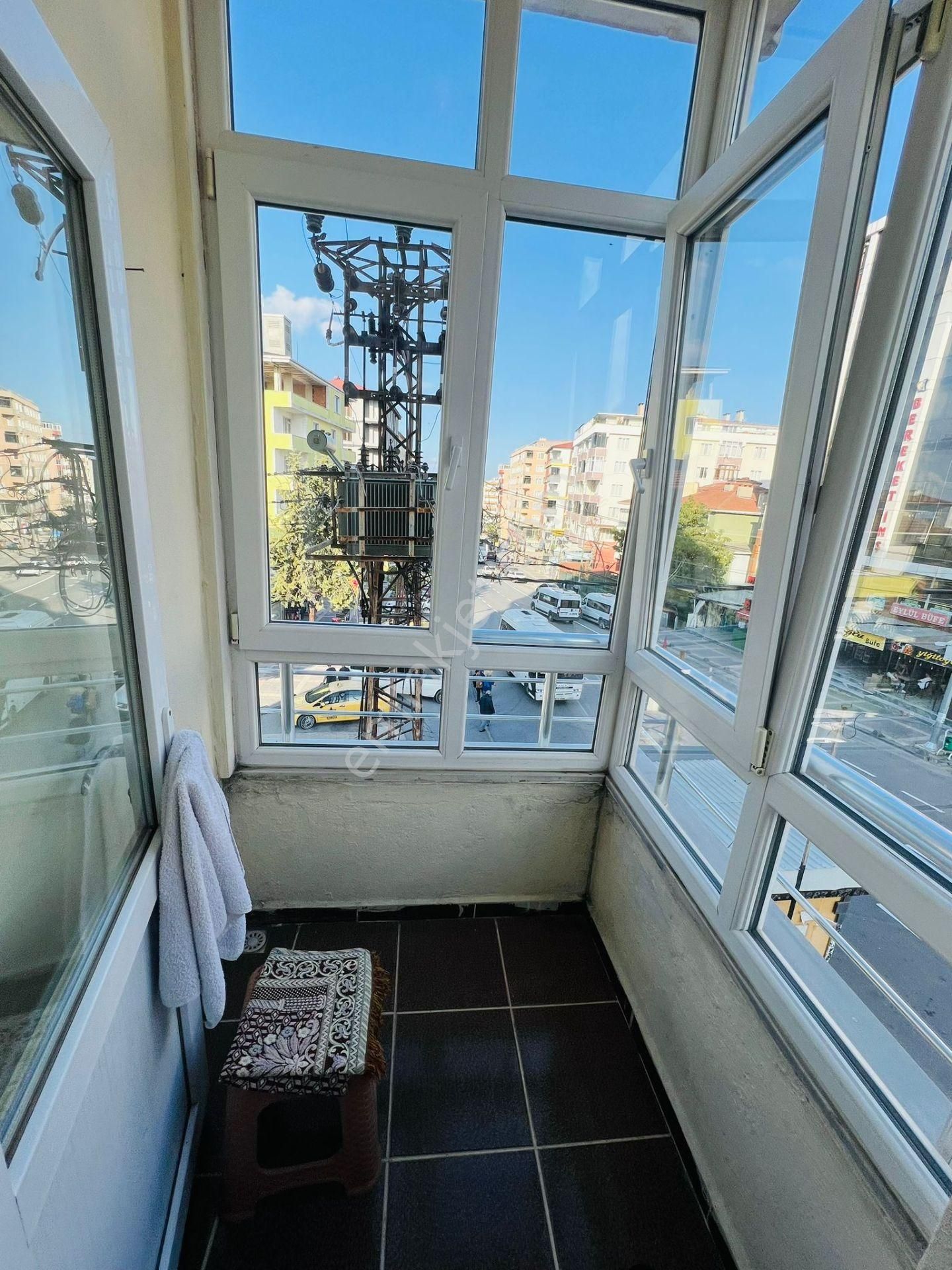 Akyüz Gayrimenkul Den; Ataturk Mah De Iskanlı,kapalı Cam Balkonlu Satılık 3+1 Daire - Görsel 12