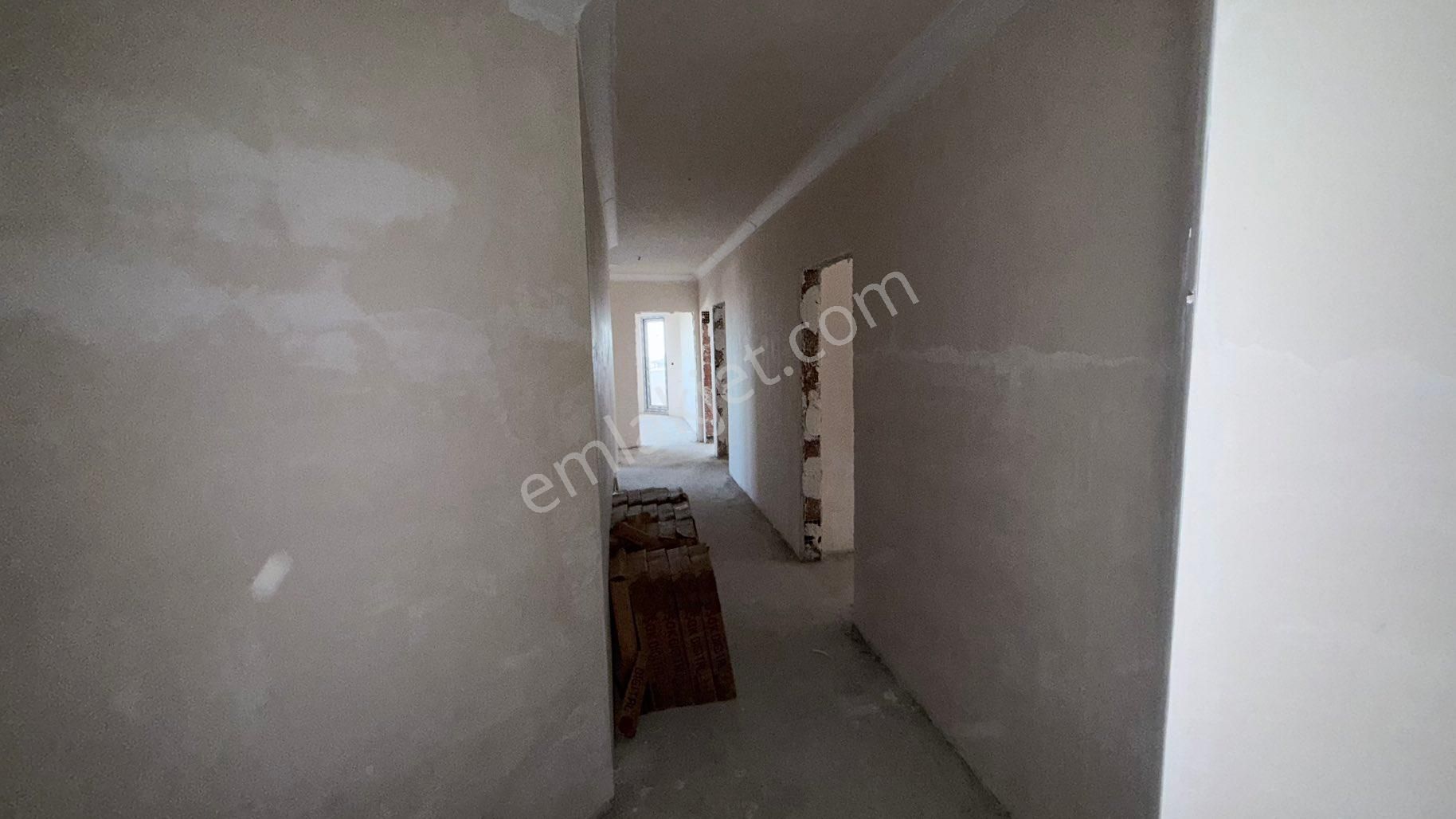 Sıfır Deniz Manzaralı Şehir Merkezi Daire - Görsel 3