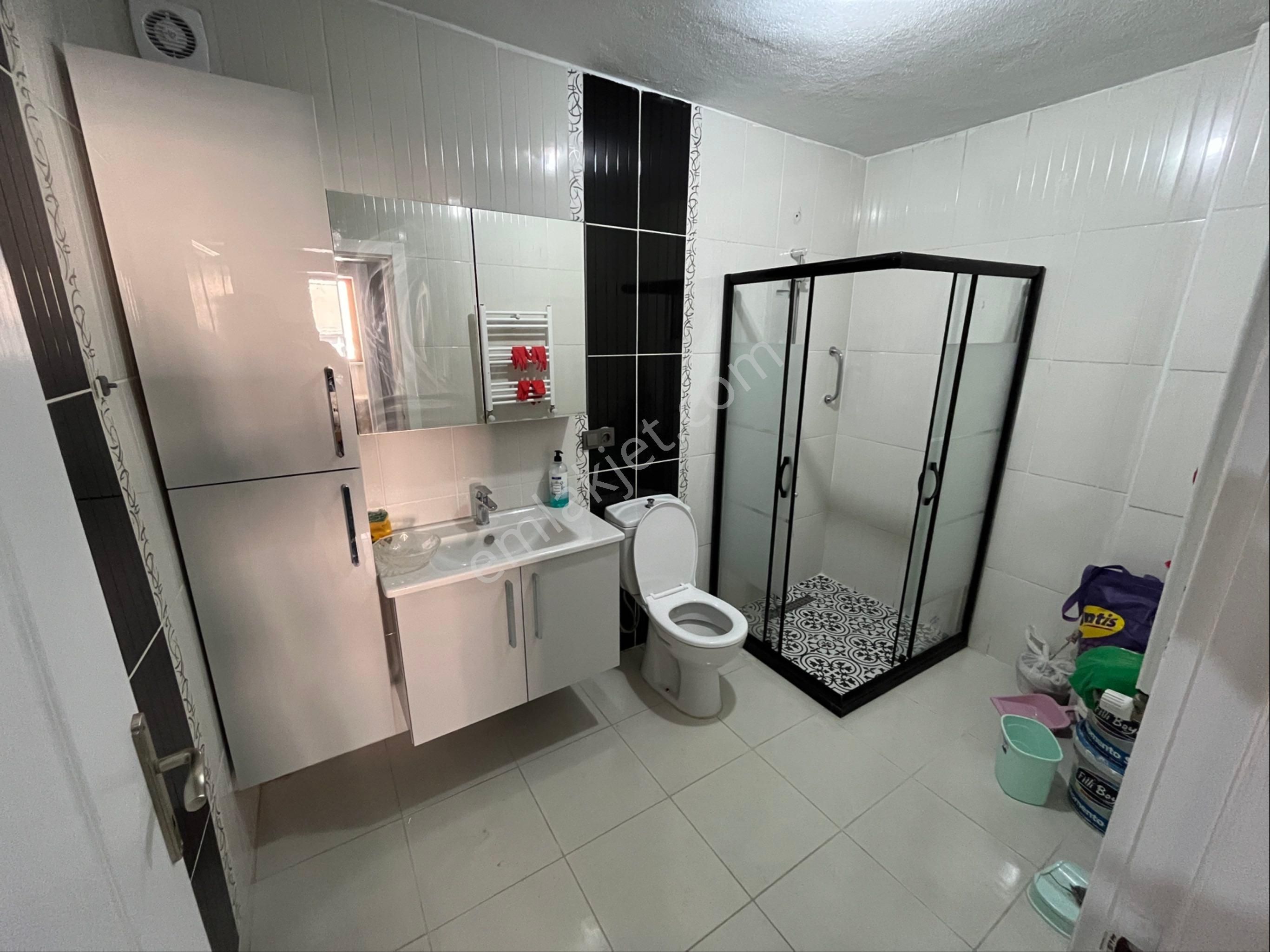 Çeliktepe'de Metroya 5dk, 2+1,75m2,temiz,büyük Teraslı Daire - Görsel 13
