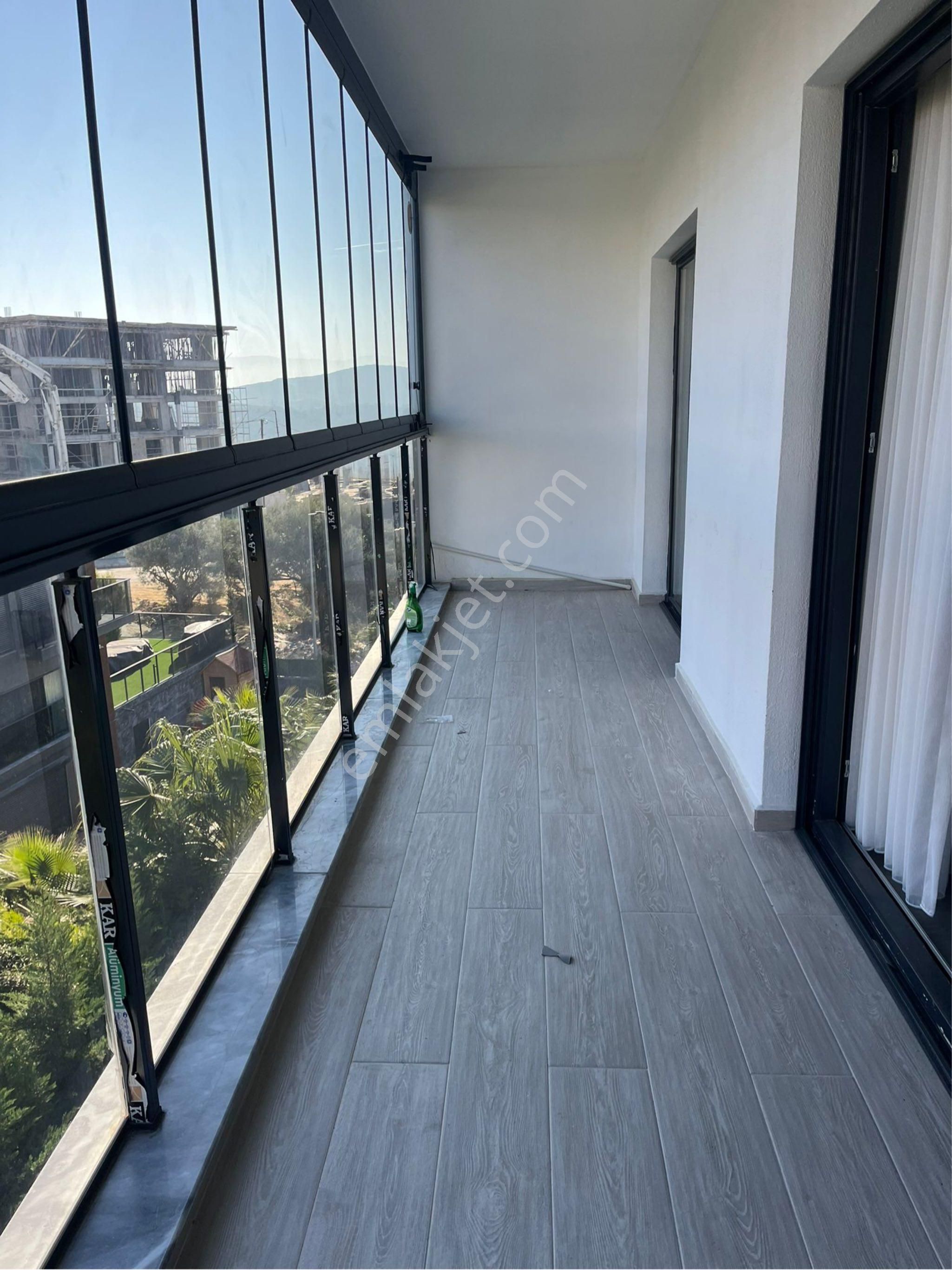 Ege Mahallesi'nde Eşyalı Havuzlu Sitede 2+1 Sıfır Satılık Daire - Görsel 13