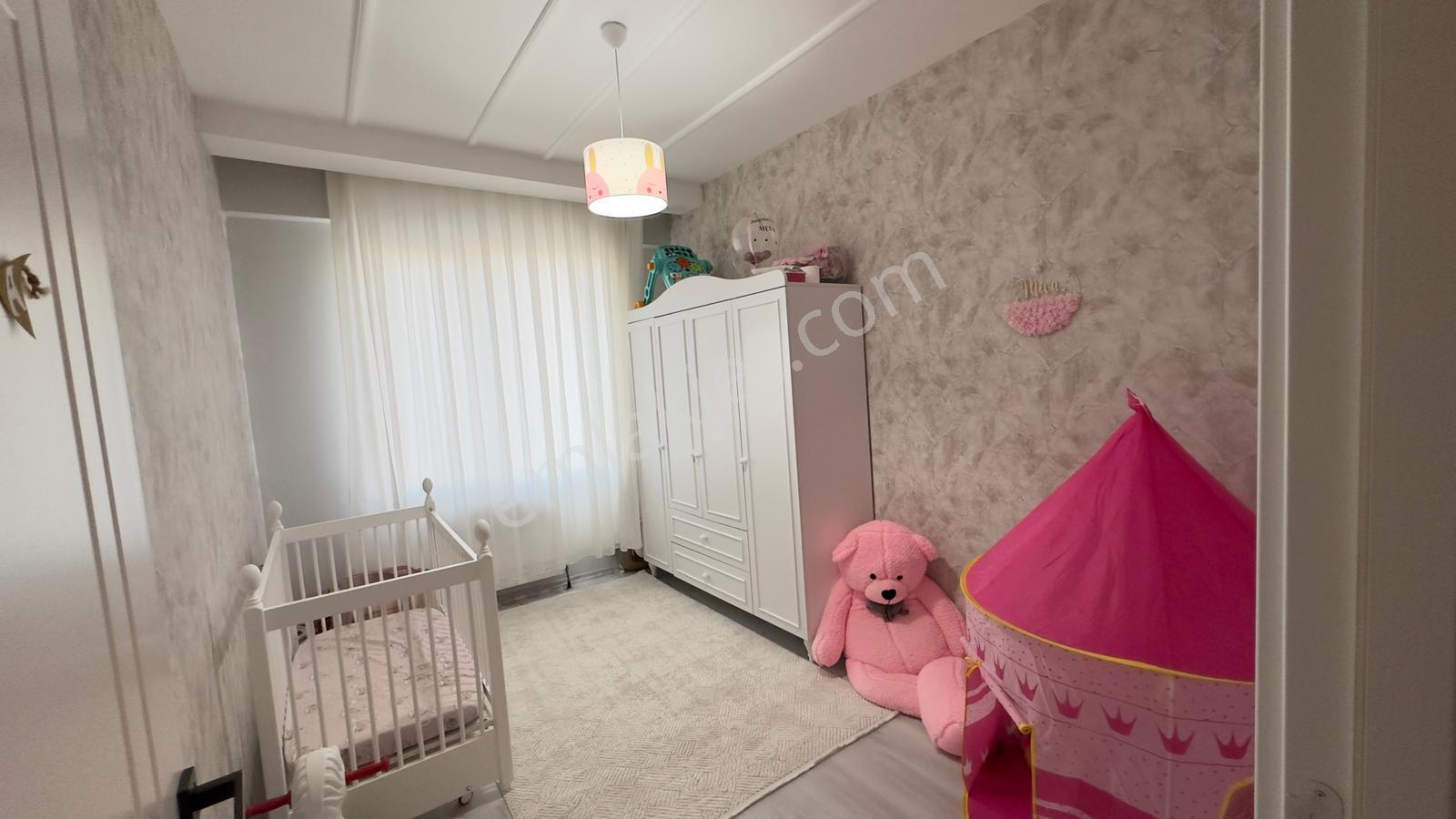 Üçkuyular'ın En Merkezi Konumunda En Güzel 3+1 Dairesi Satışta - Görsel 6