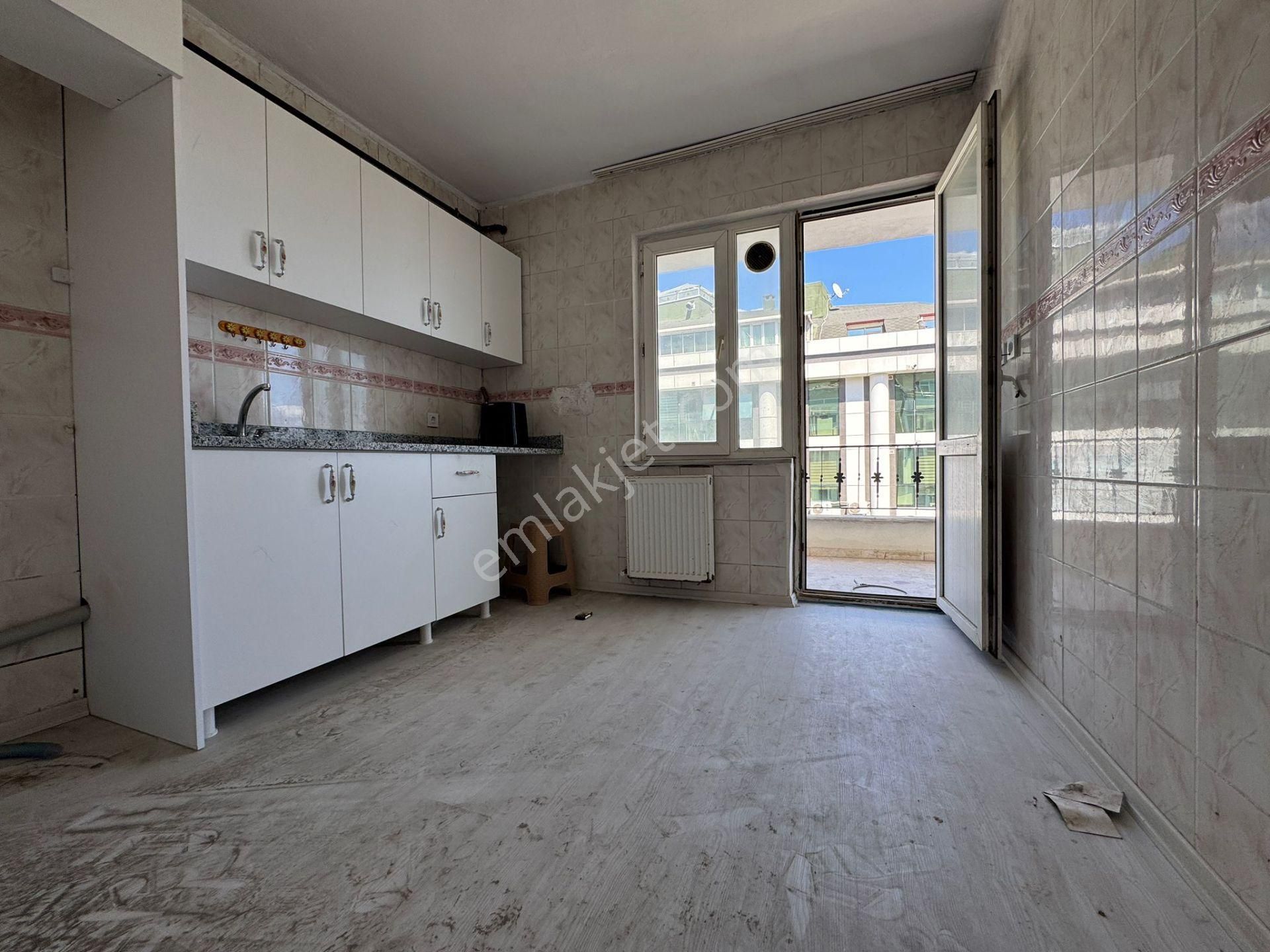 Beylikdüzü Yakuplu Da Satılık 3+1 Yatırımlık Kelepir Daire - Görsel 11