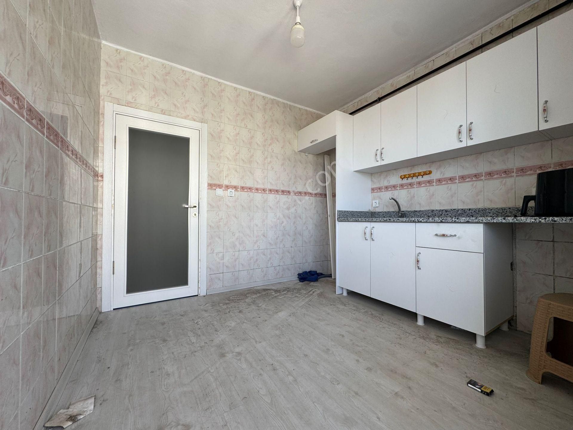 Beylikdüzü Yakuplu Da Satılık 3+1 Yatırımlık Kelepir Daire - Görsel 9