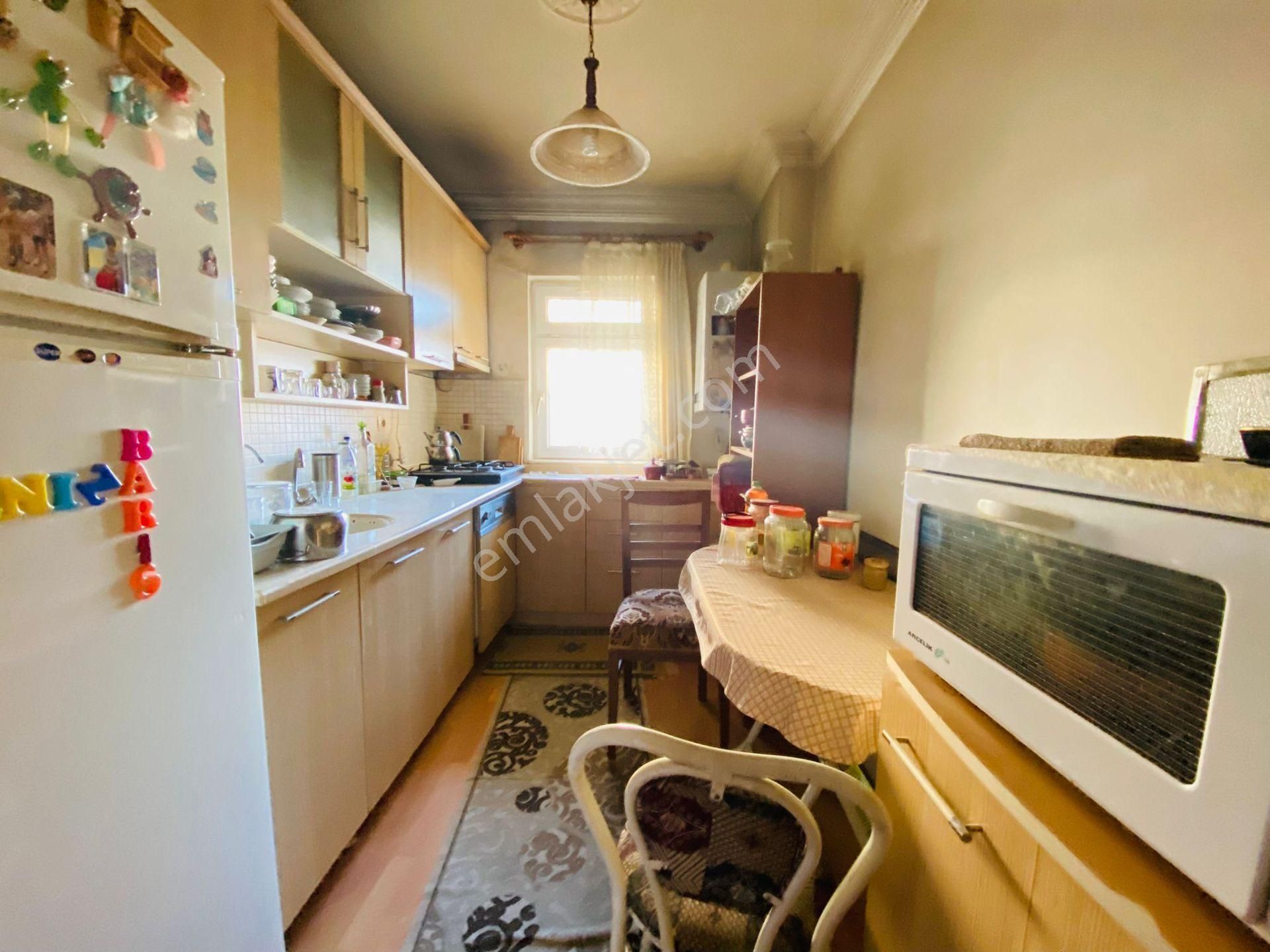 Şafaktepe'de Giriş Katta Eşyalı Satılık Yatırıma Uygun 3+1 Satılık Daire !!! - Görsel 15