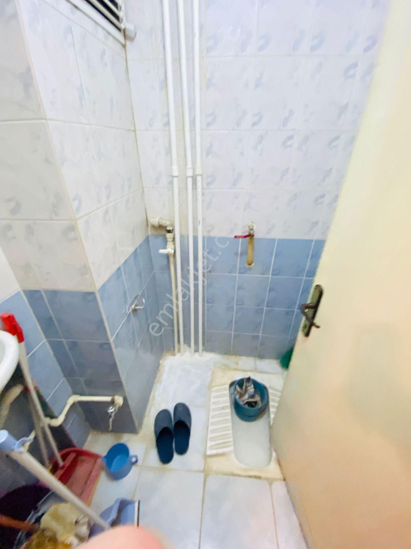 Şafaktepe'de Giriş Katta Eşyalı Satılık Yatırıma Uygun 3+1 Satılık Daire !!! - Görsel 22